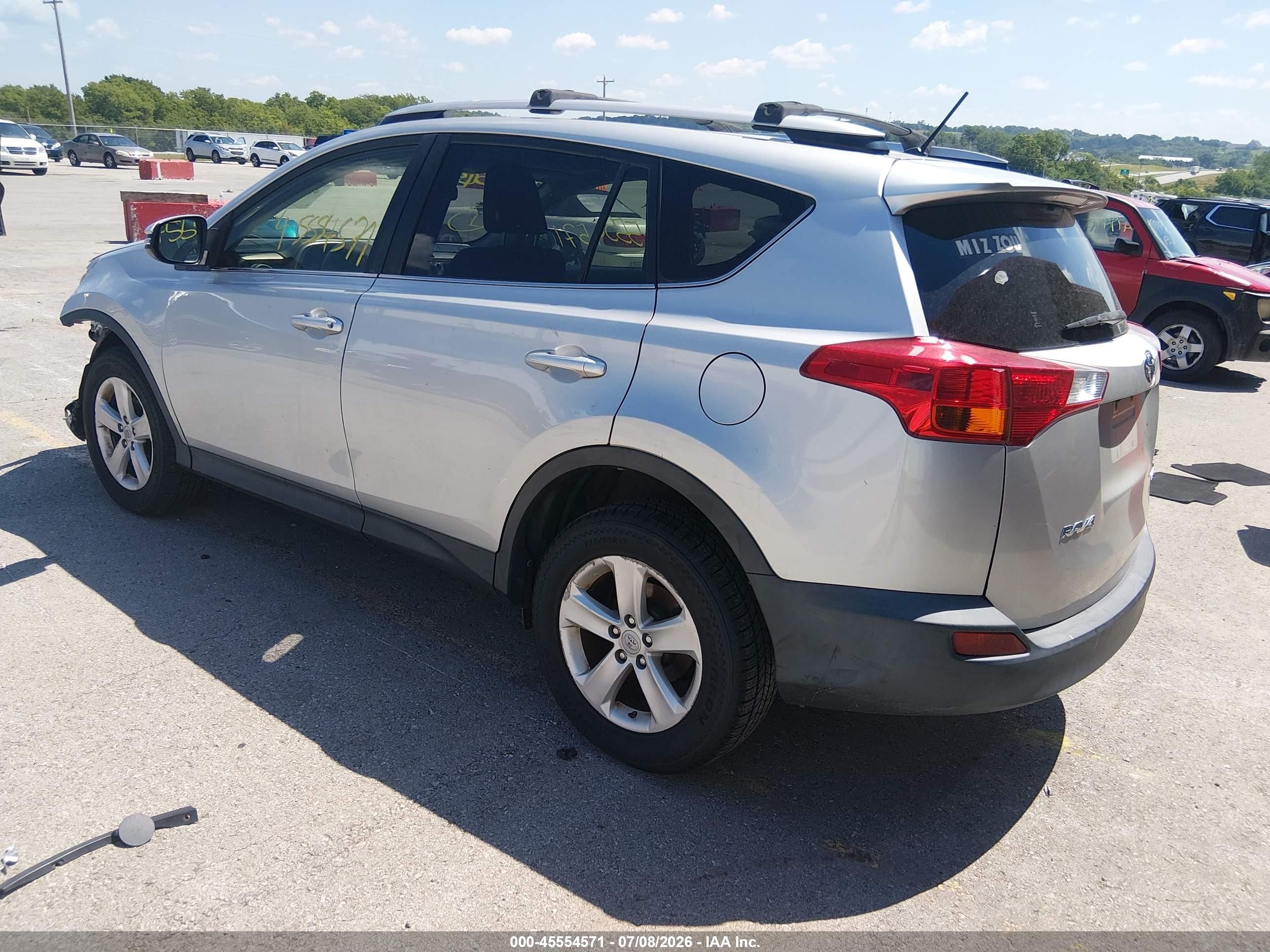 2013 Toyota Rav4 Xle Серебряный vin: JTMRFREV5D5013981