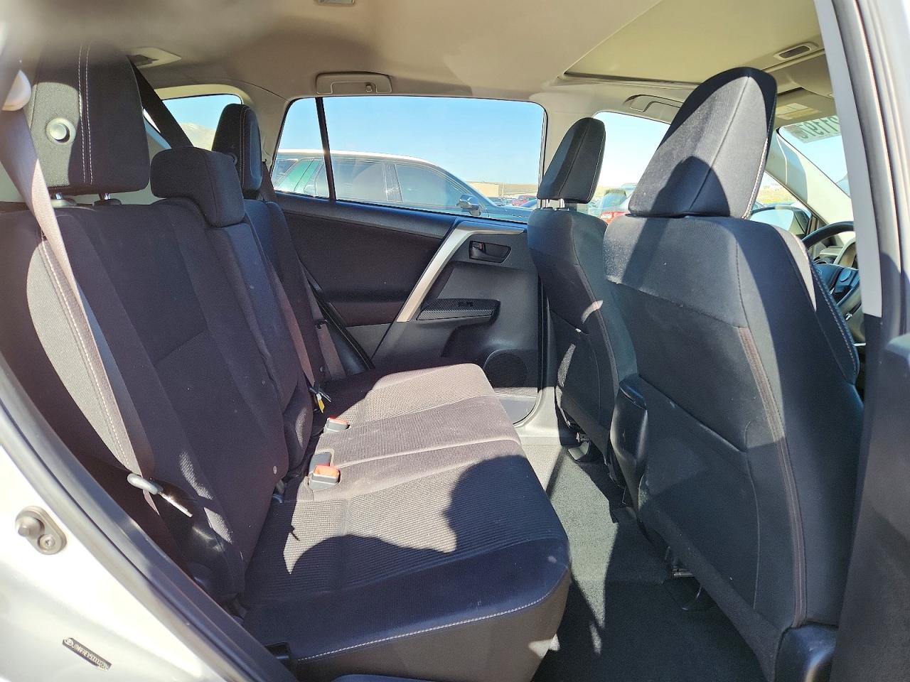 2013 Toyota Rav4 Xle Silver vin: JTMRFREV5DD002386