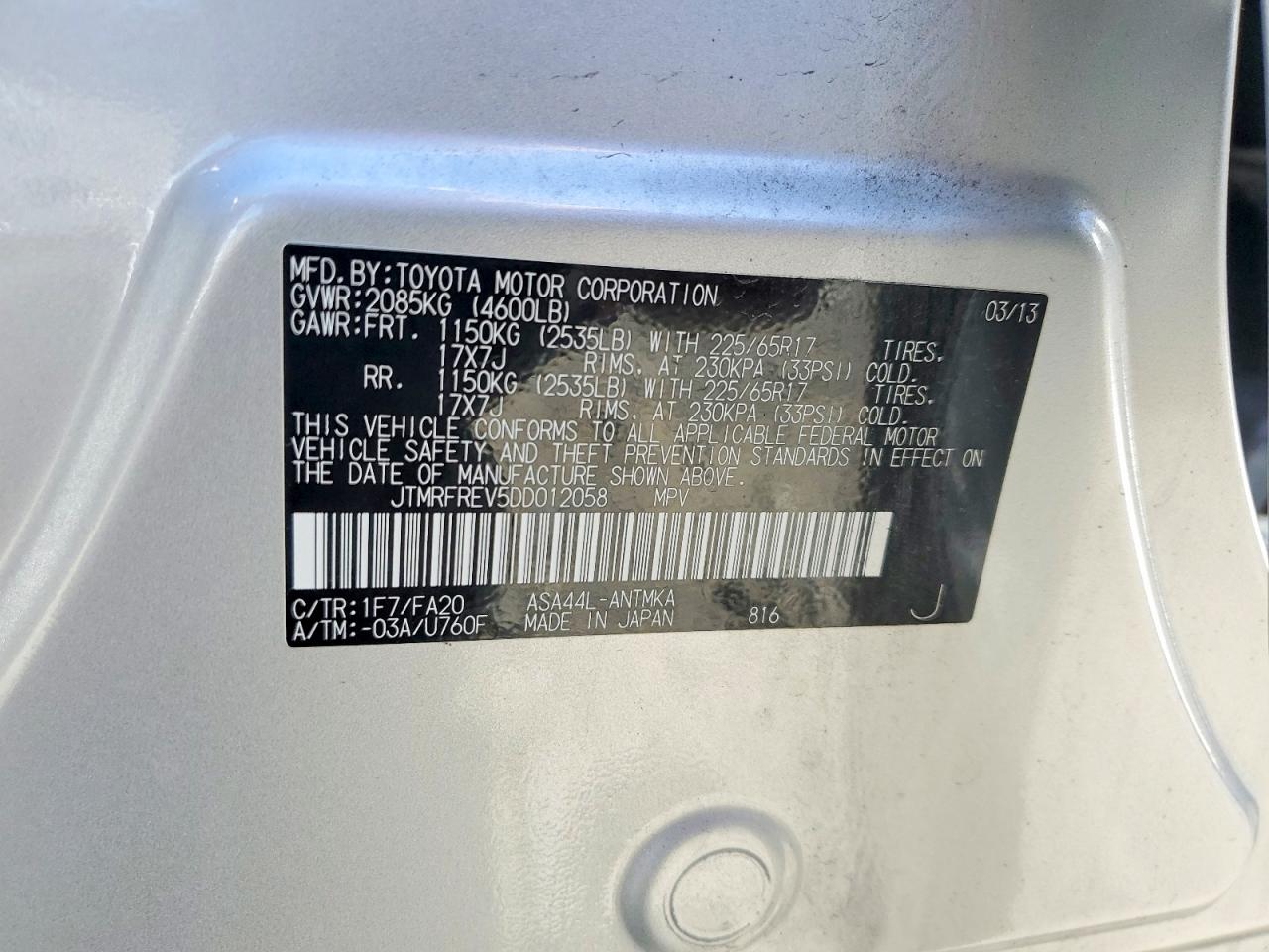 2013 Toyota Rav4 Xle Silver vin: JTMRFREV5DD012058