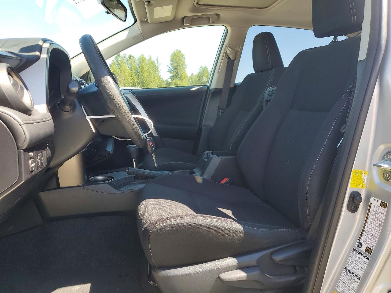 2013 Toyota Rav4 Xle Silver vin: JTMRFREV5DD012058