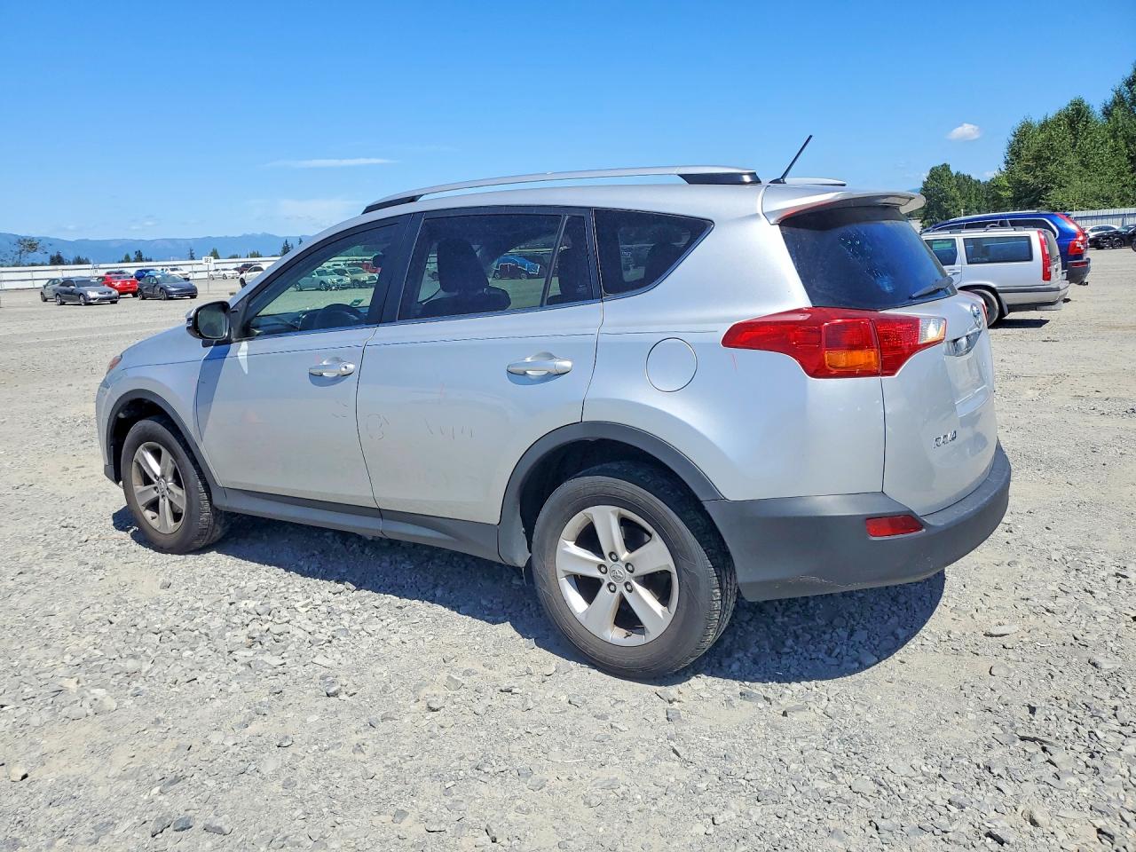 2013 Toyota Rav4 Xle Silver vin: JTMRFREV5DD012058
