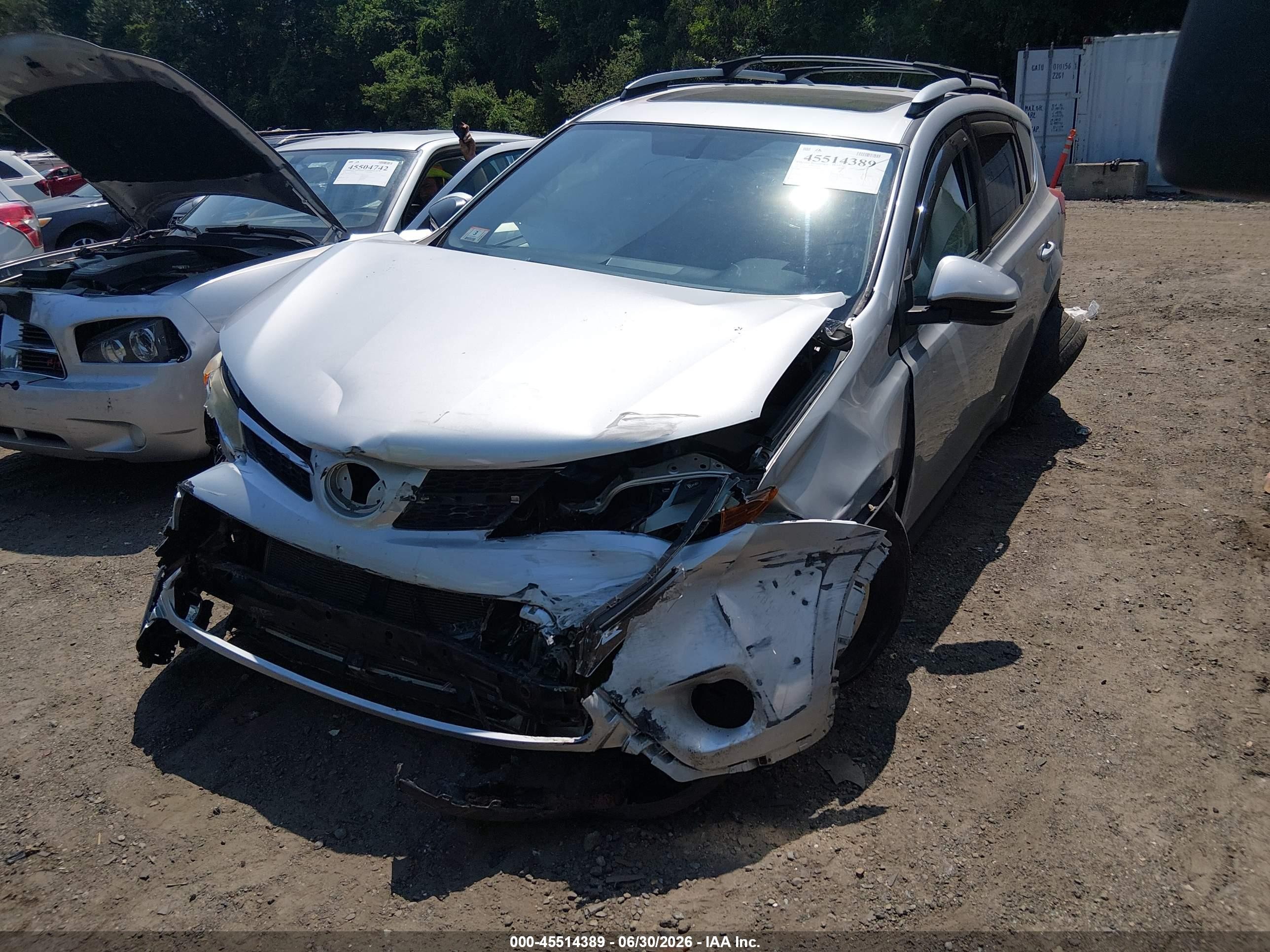 2013 Toyota Rav4 Xle Silver vin: JTMRFREV5DD020614