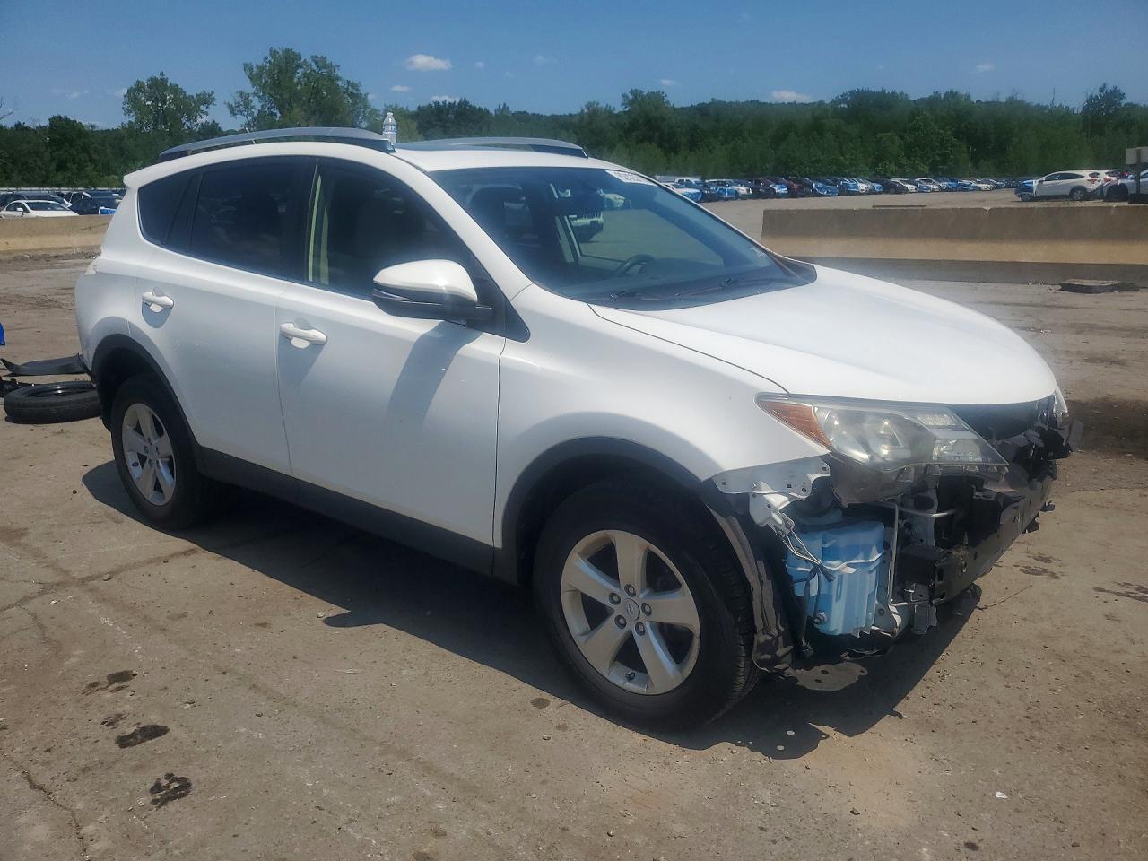 2013 Toyota Rav4 Xle White vin: JTMRFREV5DD044718