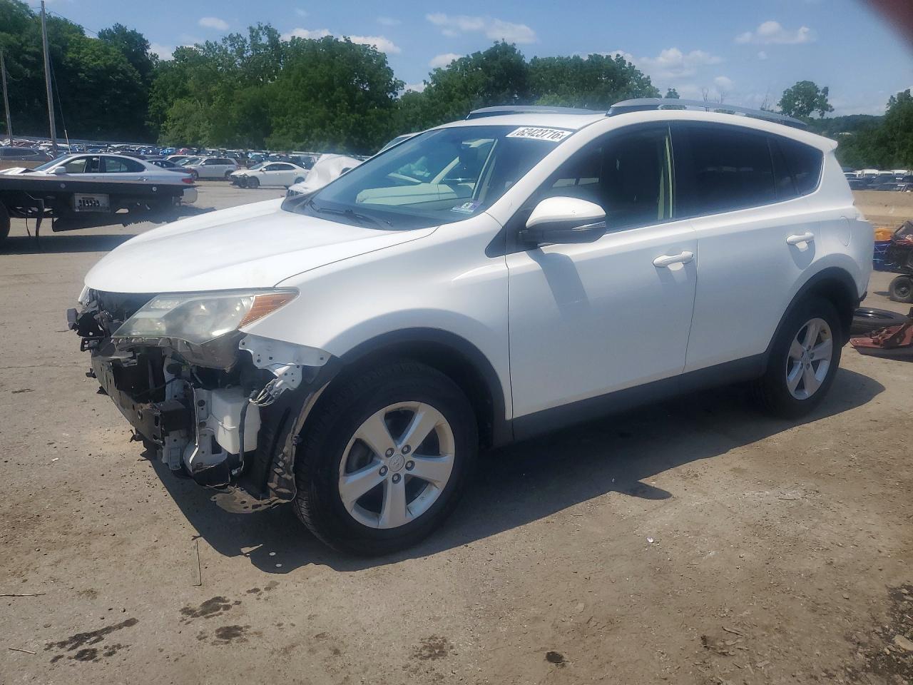 2013 Toyota Rav4 Xle White vin: JTMRFREV5DD044718