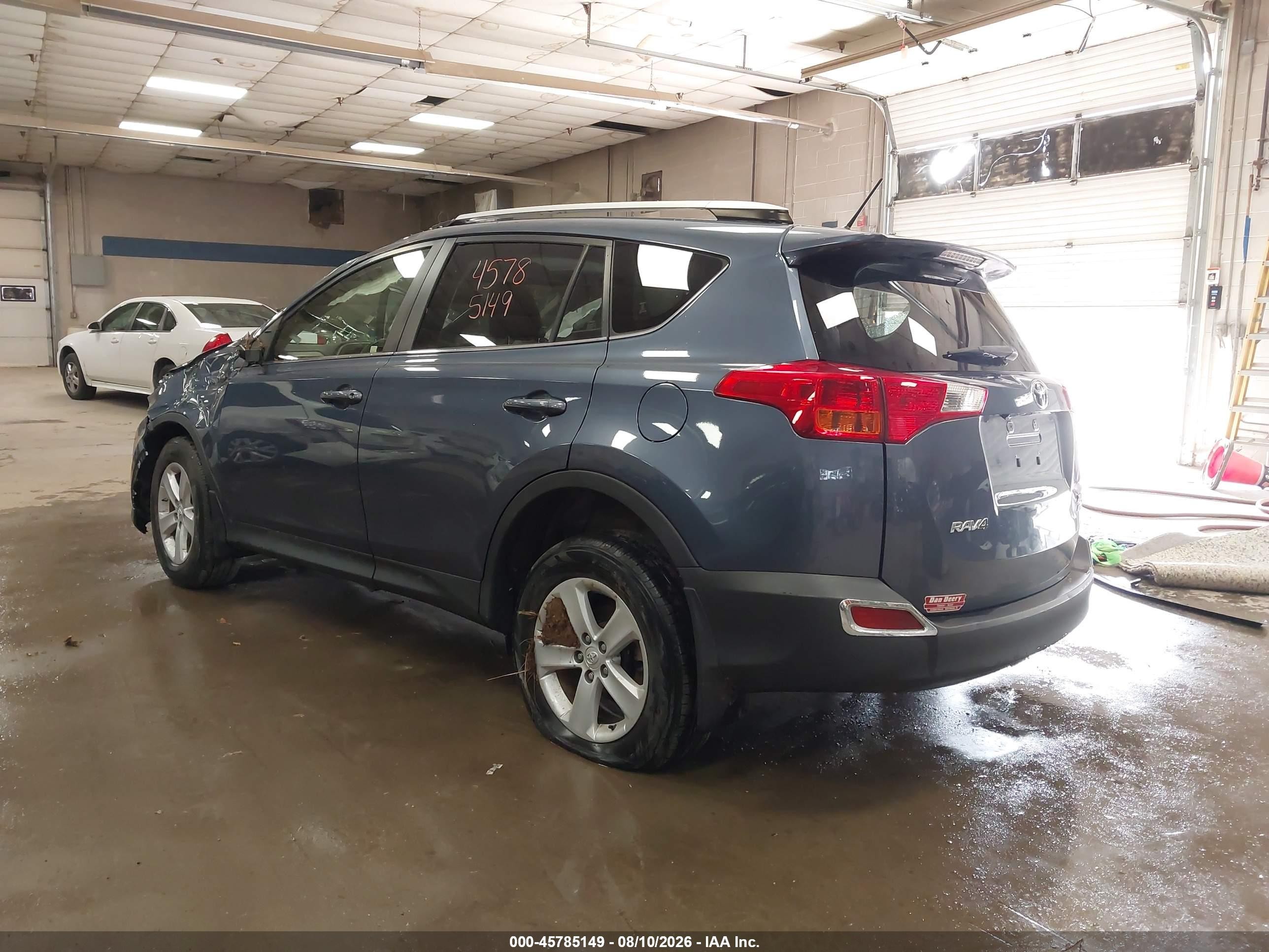 2014 Toyota Rav4 Xle Blue vin: JTMRFREV5ED084640