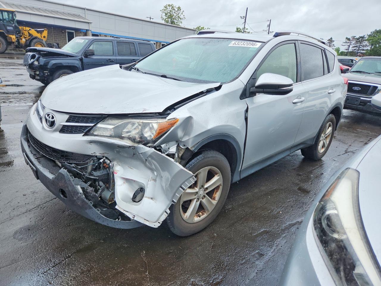 2014 Toyota Rav4 Xle Silver vin: JTMRFREV5EJ002004