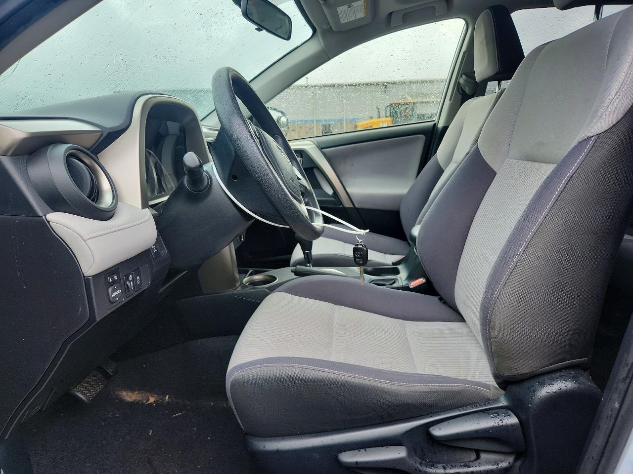 2014 Toyota Rav4 Xle Silver vin: JTMRFREV5EJ002004