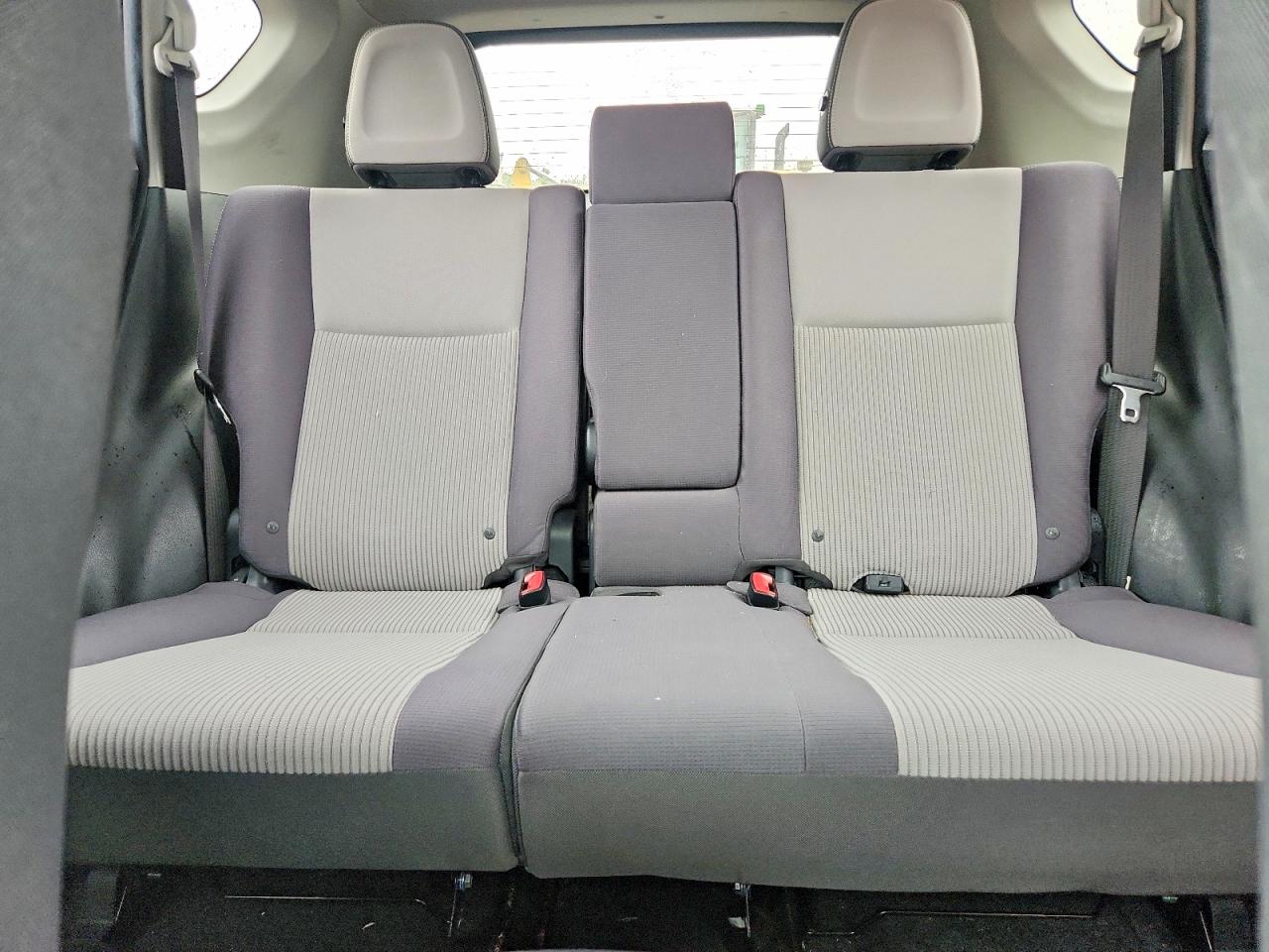 2014 Toyota Rav4 Xle Silver vin: JTMRFREV5EJ002004