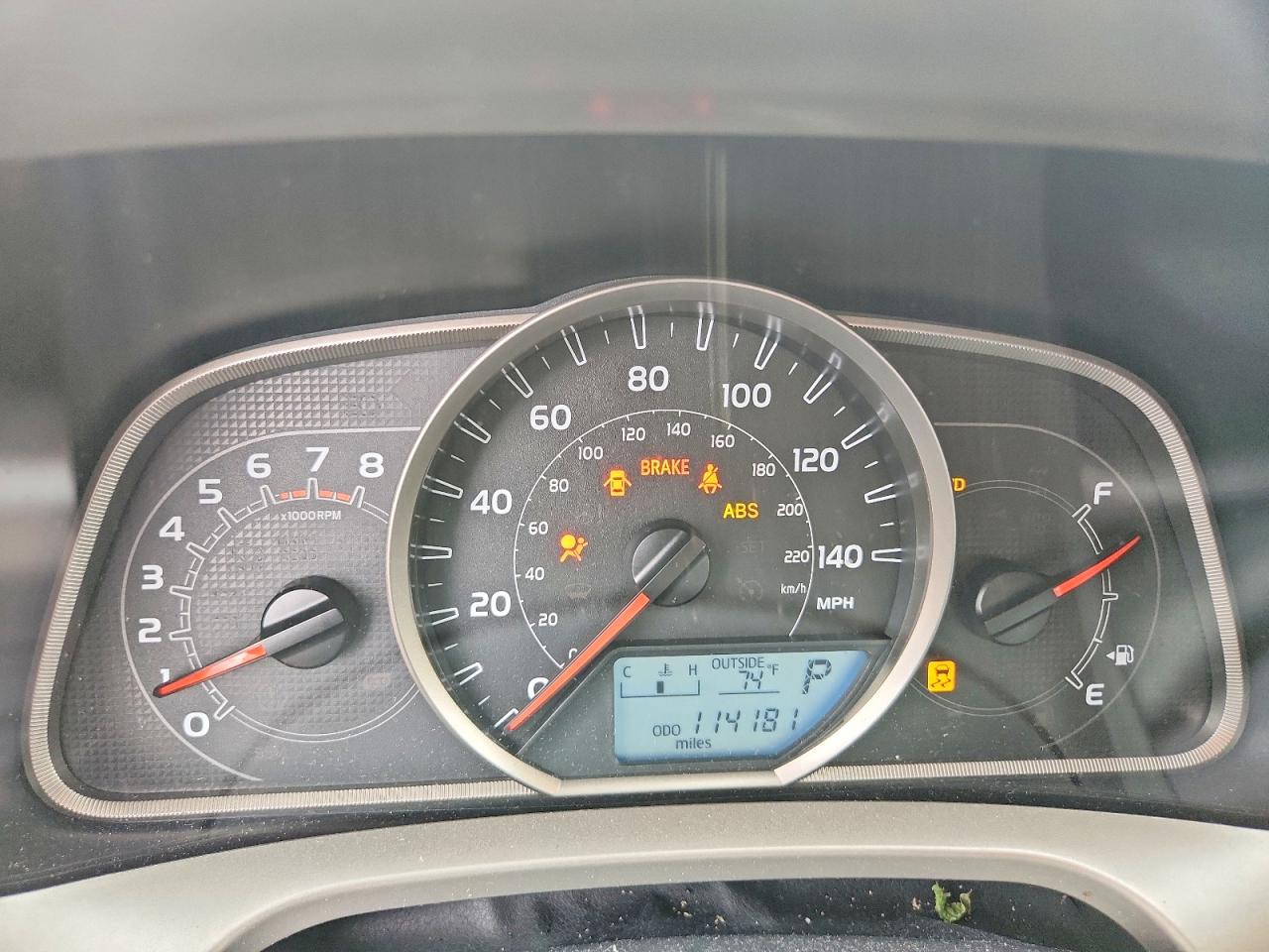 2014 Toyota Rav4 Xle Silver vin: JTMRFREV5EJ002004