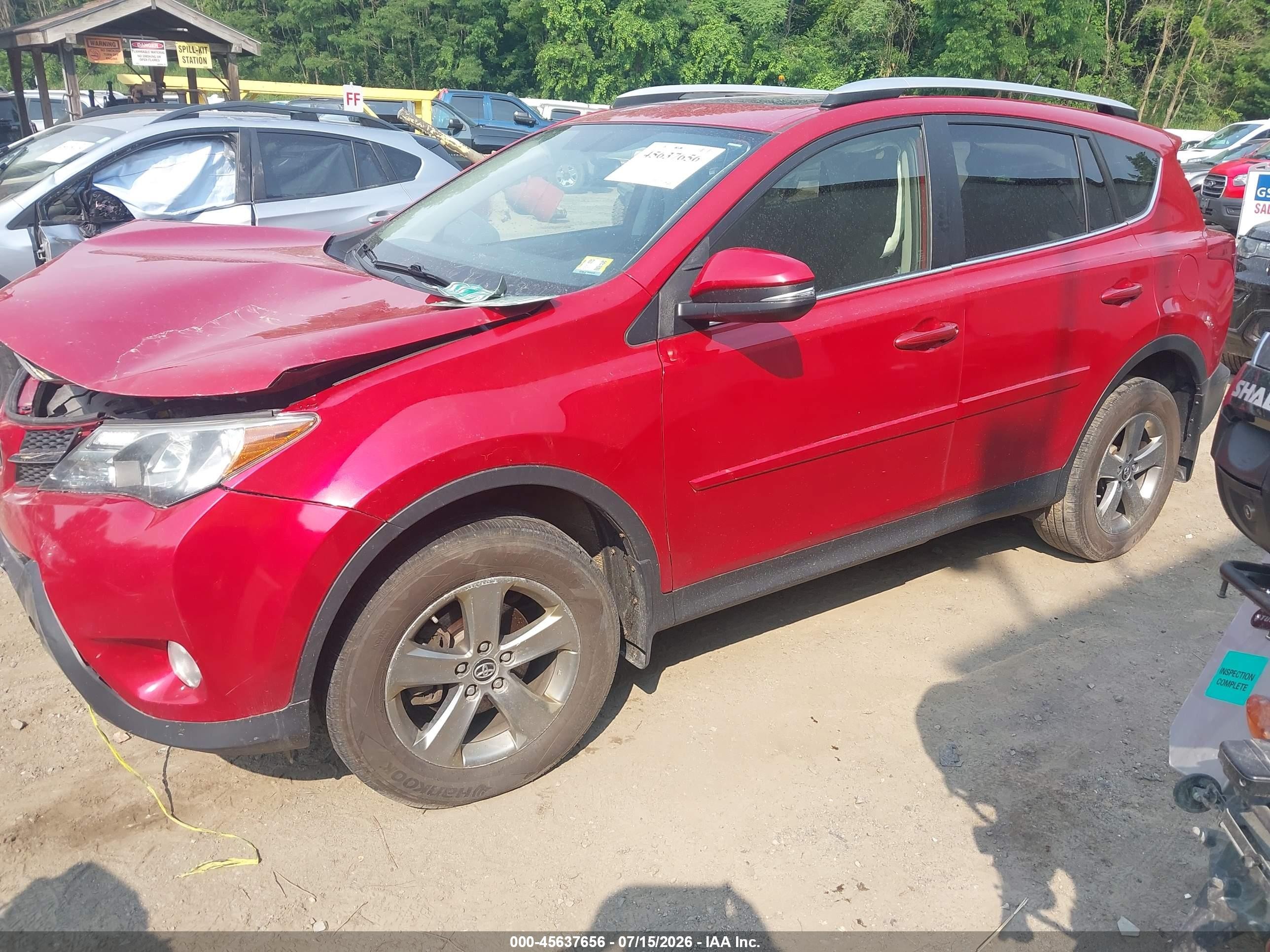 2015 Toyota Rav4 Xle Red vin: JTMRFREV5FD173612