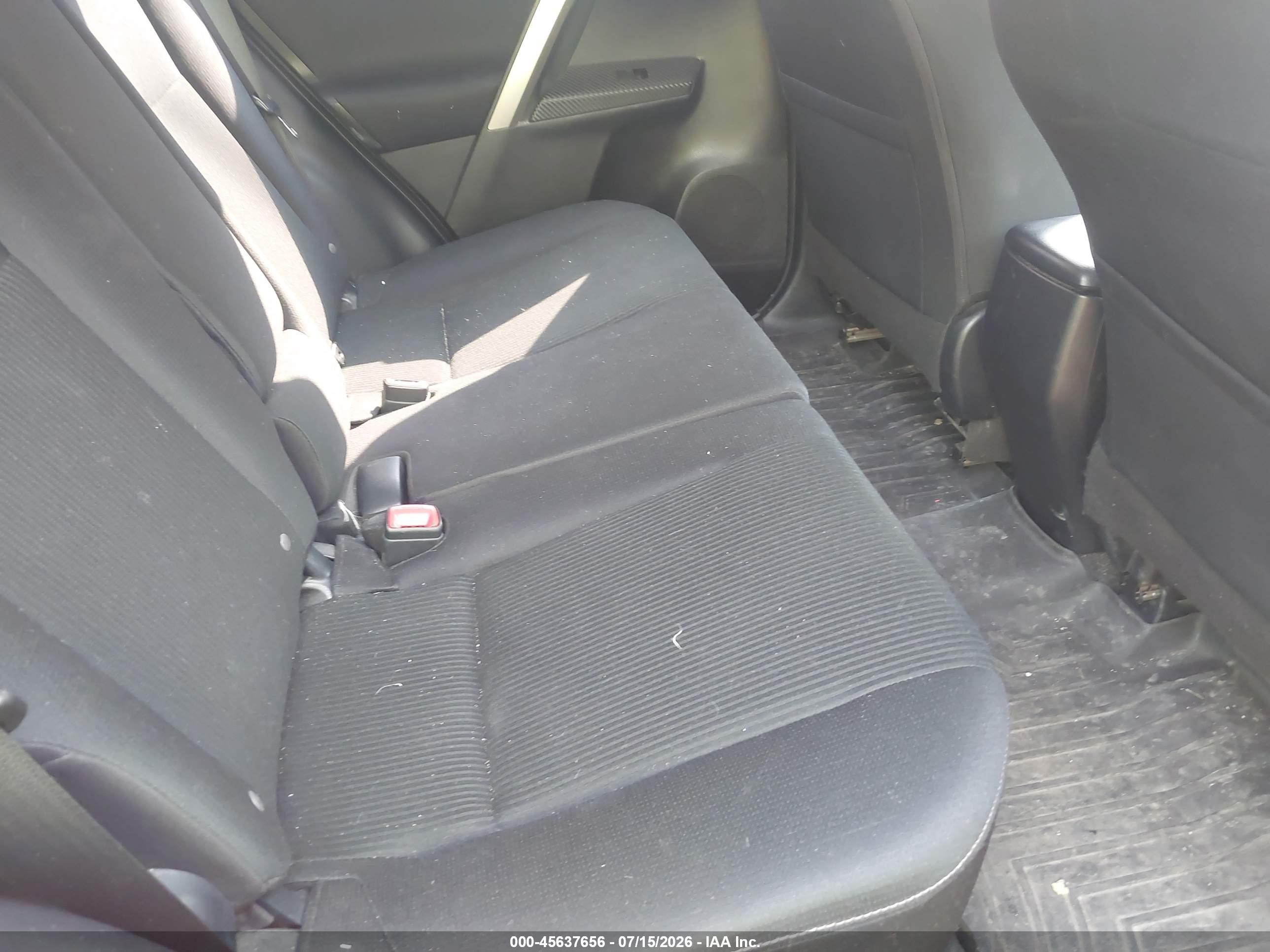 2015 Toyota Rav4 Xle Red vin: JTMRFREV5FD173612