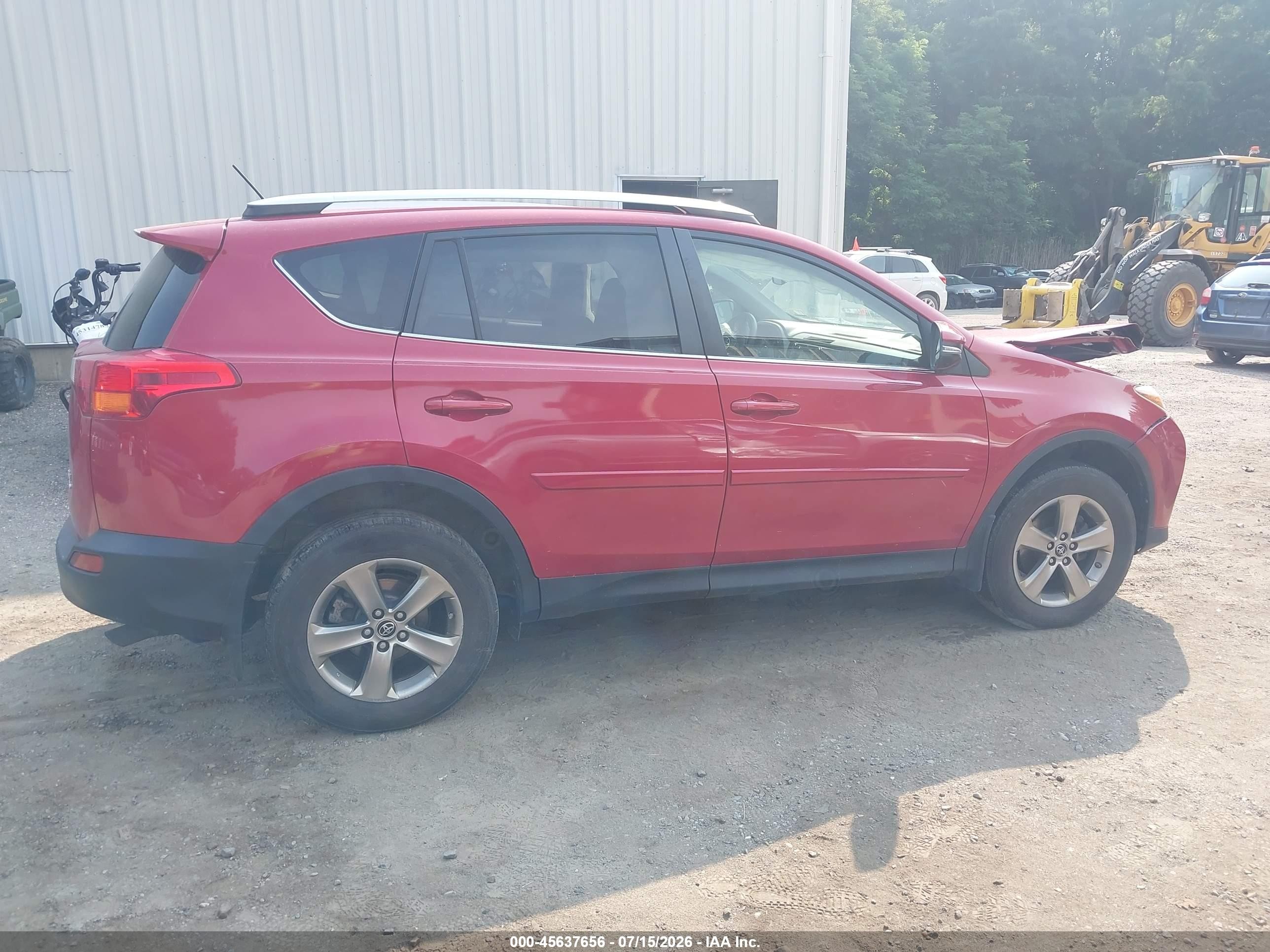 2015 Toyota Rav4 Xle Red vin: JTMRFREV5FD173612