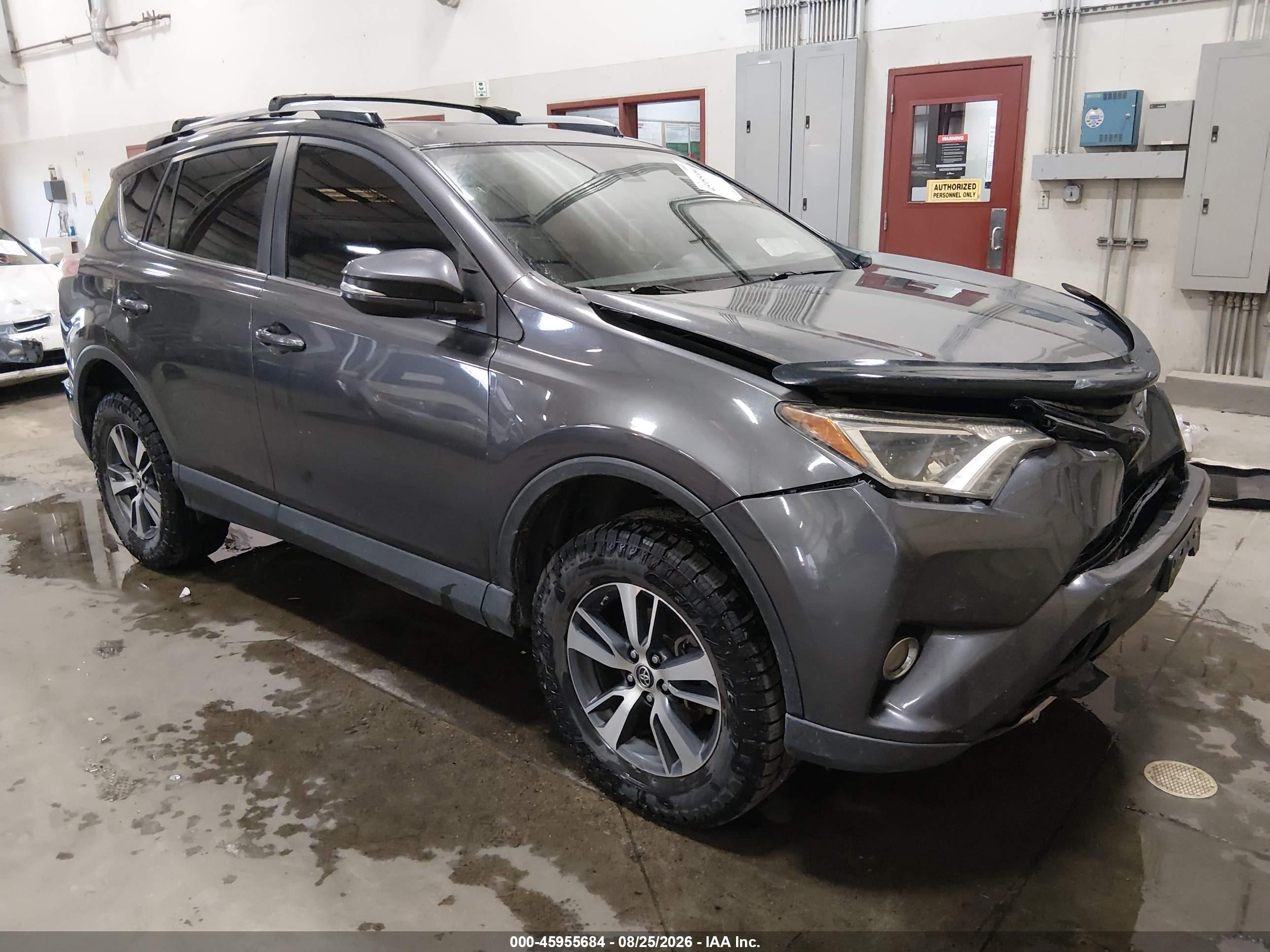 2017 Toyota Rav4 Xle Gray vin: JTMRFREV5HJ118131