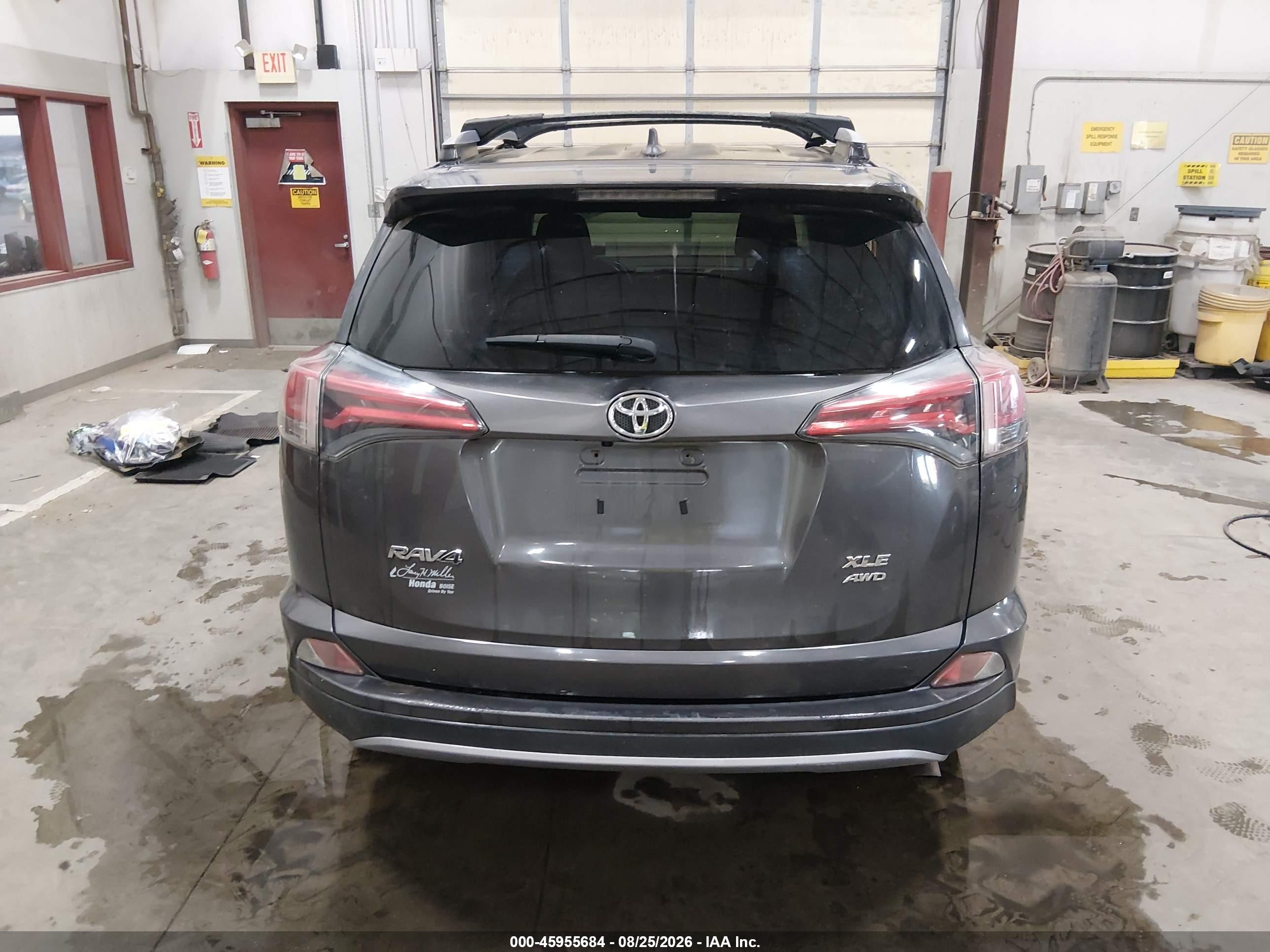 2017 Toyota Rav4 Xle Gray vin: JTMRFREV5HJ118131