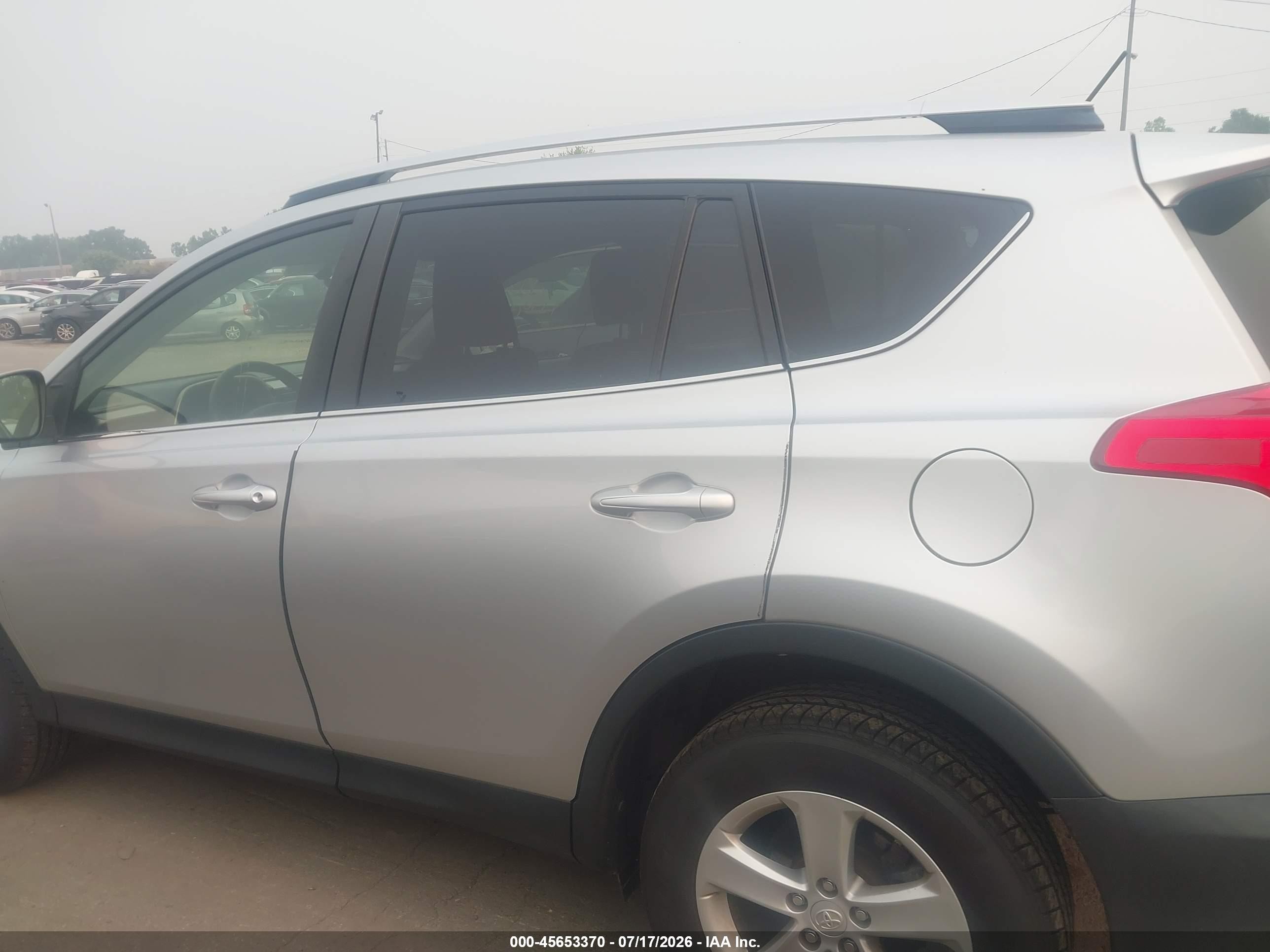 2013 Toyota Rav4 Xle Silver vin: JTMRFREV6D5005274