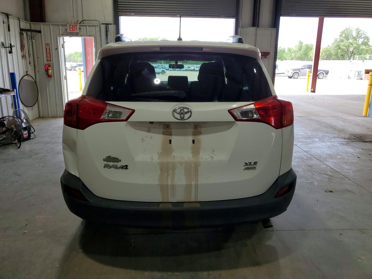 2013 Toyota Rav4 Xle White vin: JTMRFREV6D5022480