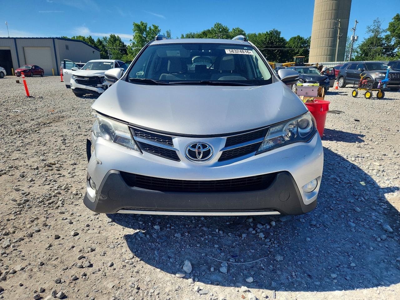 2015 Toyota Rav4 Xle Silver vin: JTMRFREV6FD099651