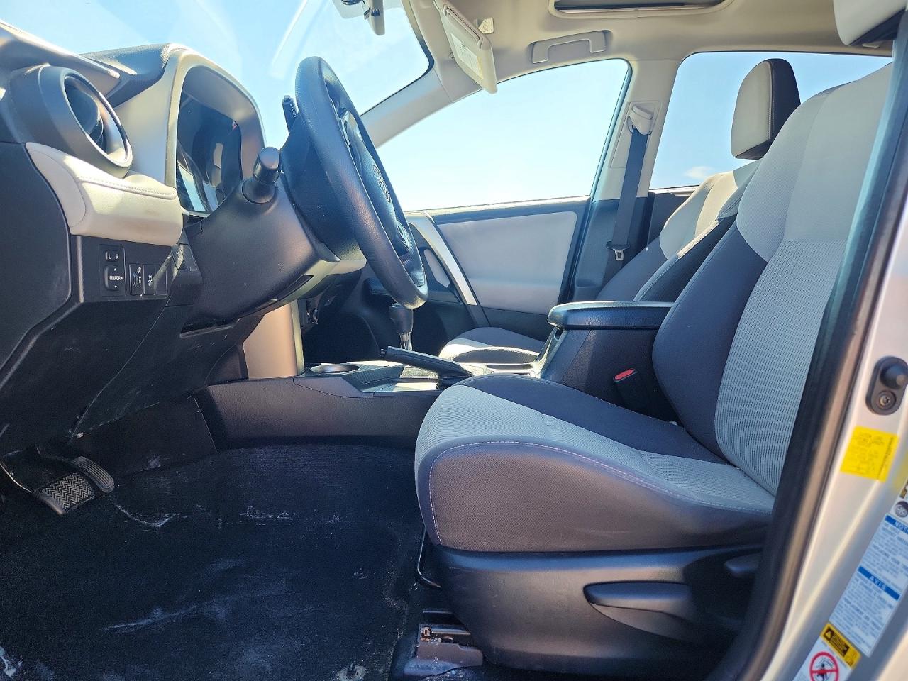 2015 Toyota Rav4 Xle Silver vin: JTMRFREV6FD099651