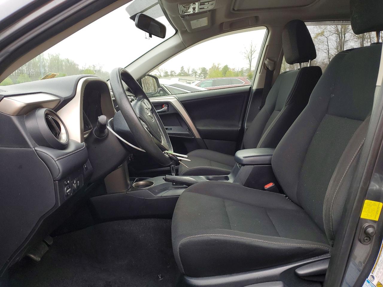 2015 Toyota Rav4 Xle Серый vin: JTMRFREV6FD117744