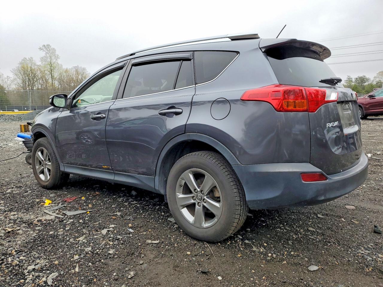 2015 Toyota Rav4 Xle Серый vin: JTMRFREV6FD117744