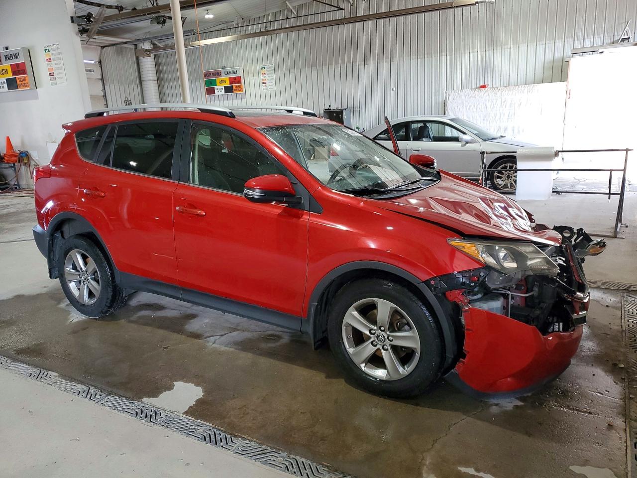 2015 Toyota Rav4 Xle Red vin: JTMRFREV6FD134138