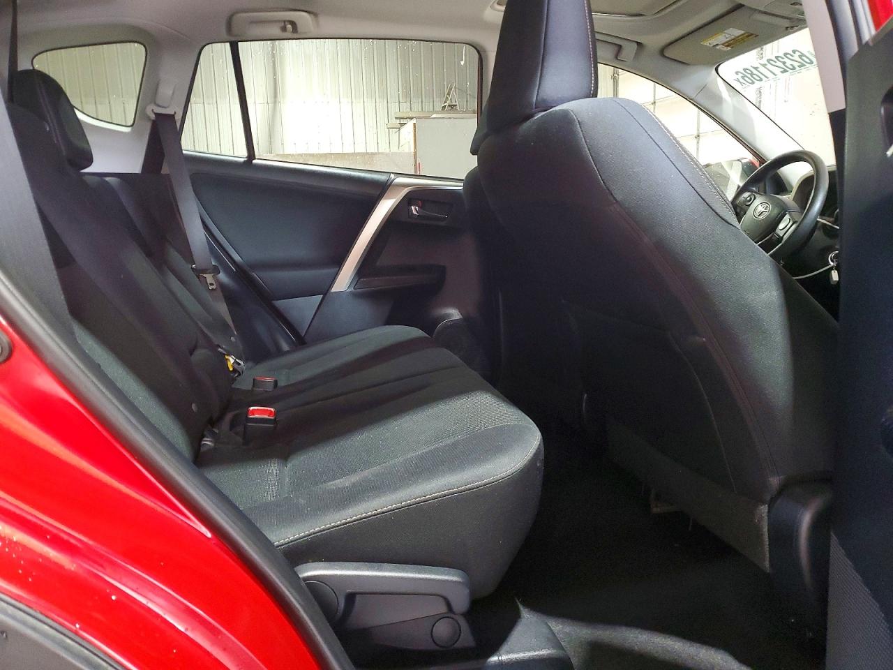 2015 Toyota Rav4 Xle Red vin: JTMRFREV6FD134138