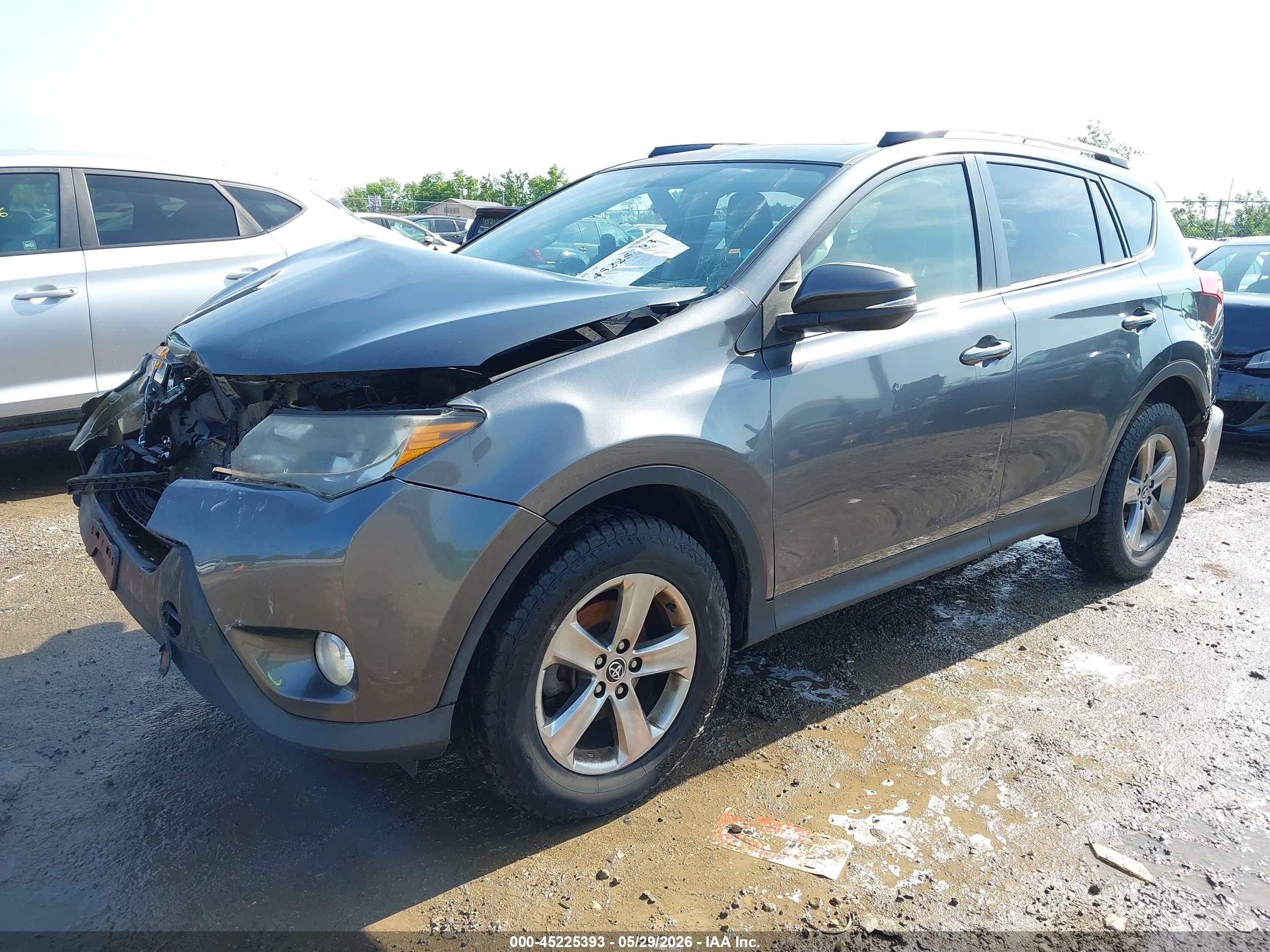 2015 Toyota Rav4 Xle Серый vin: JTMRFREV6FD153451