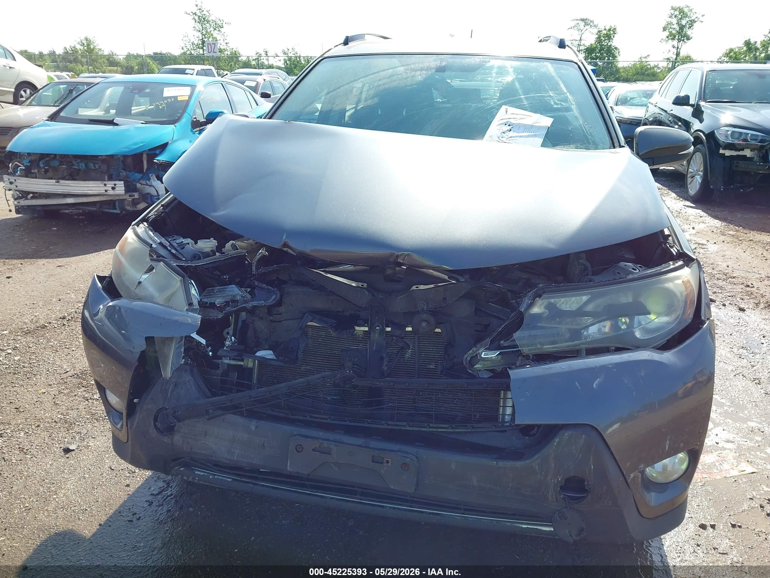 2015 Toyota Rav4 Xle Серый vin: JTMRFREV6FD153451