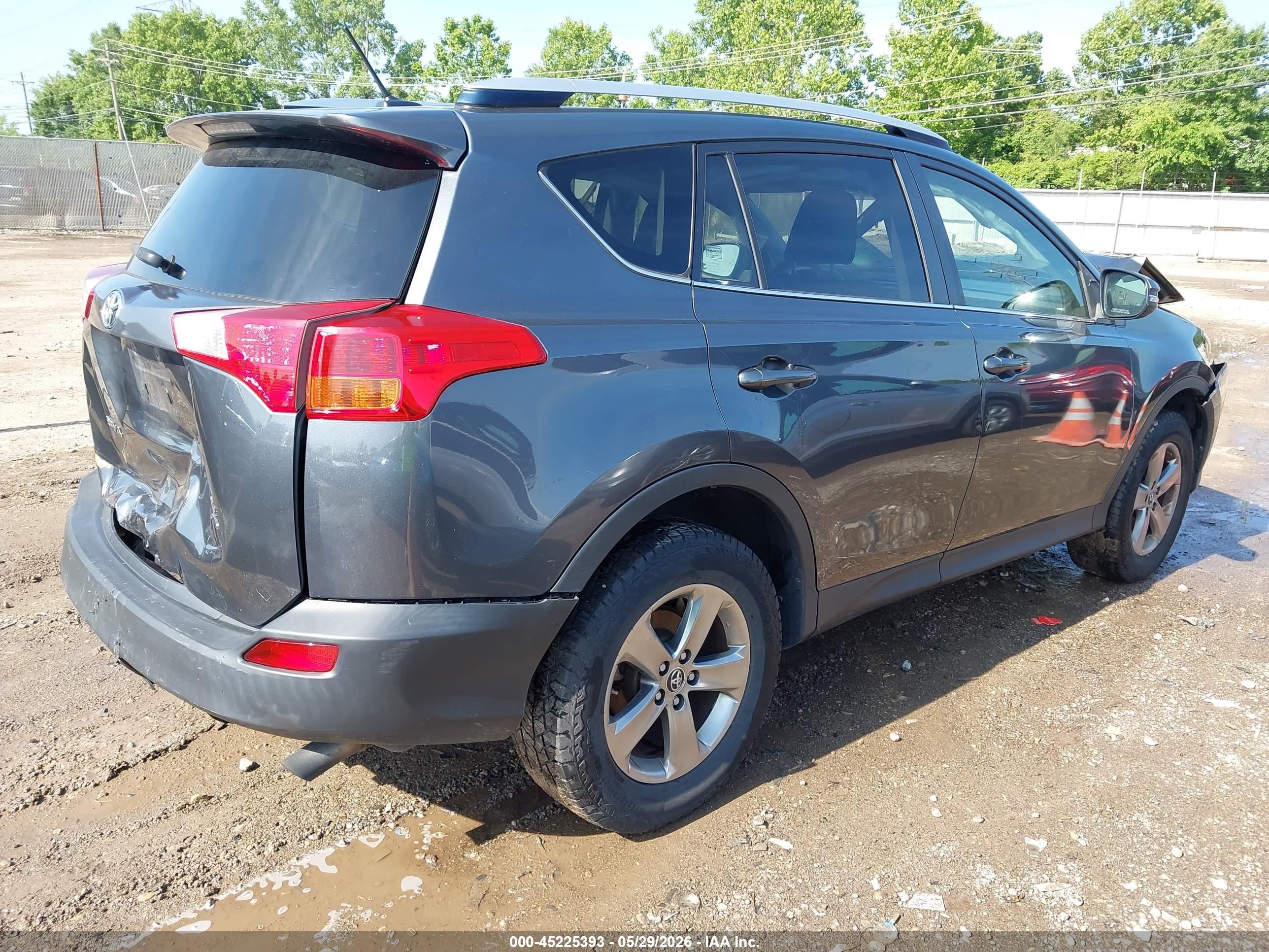 2015 Toyota Rav4 Xle Серый vin: JTMRFREV6FD153451