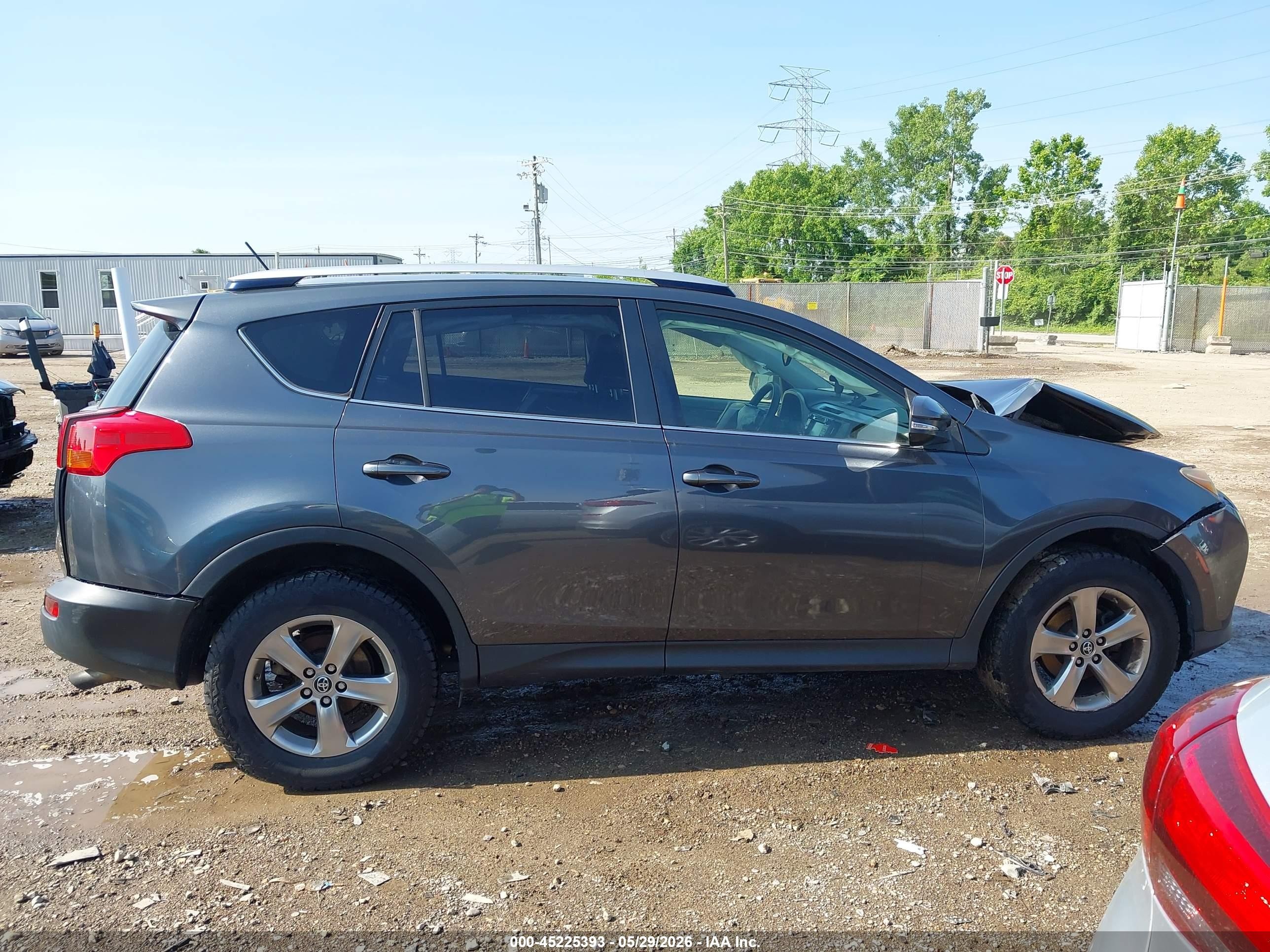 2015 Toyota Rav4 Xle Серый vin: JTMRFREV6FD153451