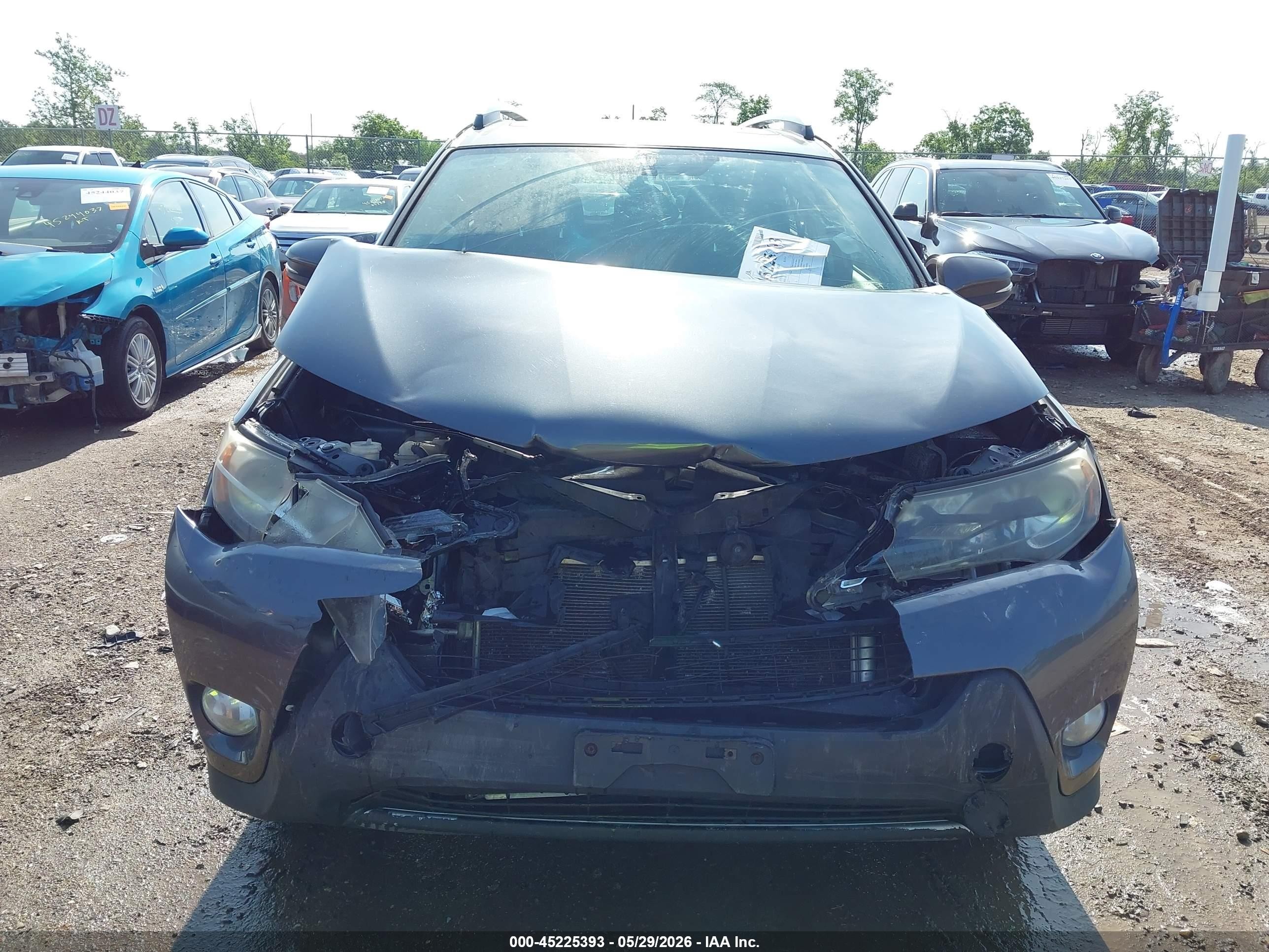 2015 Toyota Rav4 Xle Серый vin: JTMRFREV6FD153451