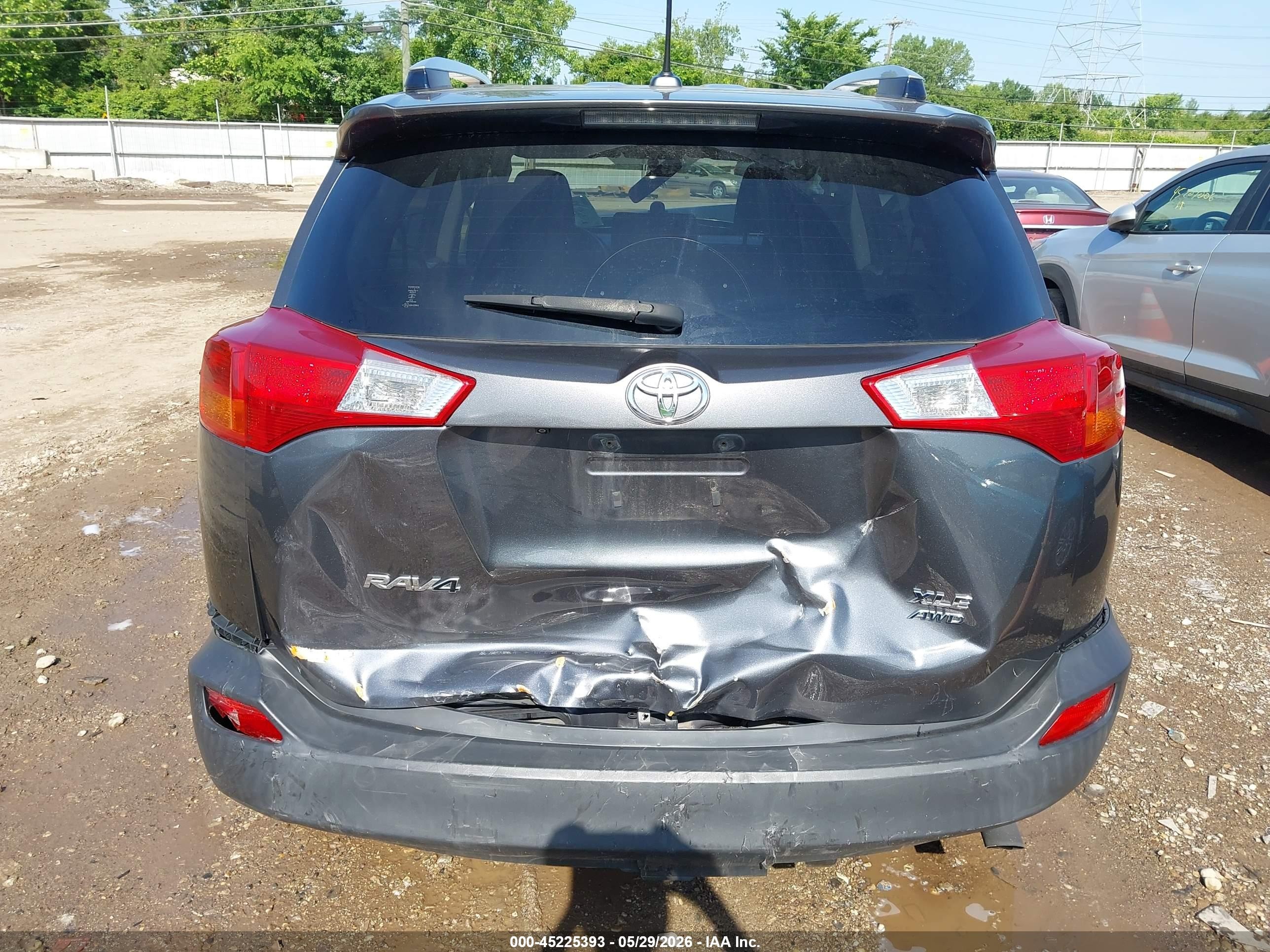 2015 Toyota Rav4 Xle Серый vin: JTMRFREV6FD153451