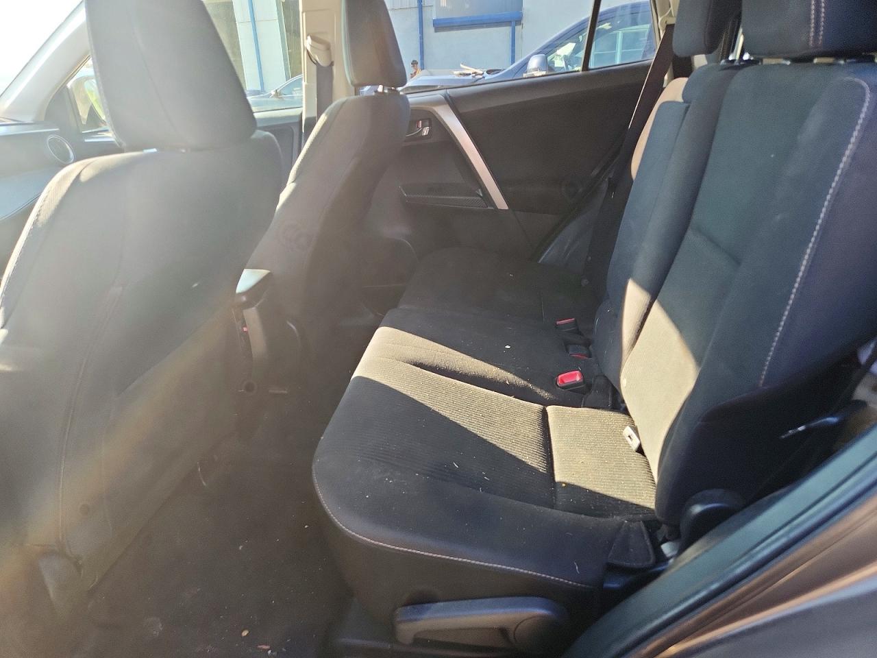 2015 Toyota Rav4 Xle Gray vin: JTMRFREV6FD156382