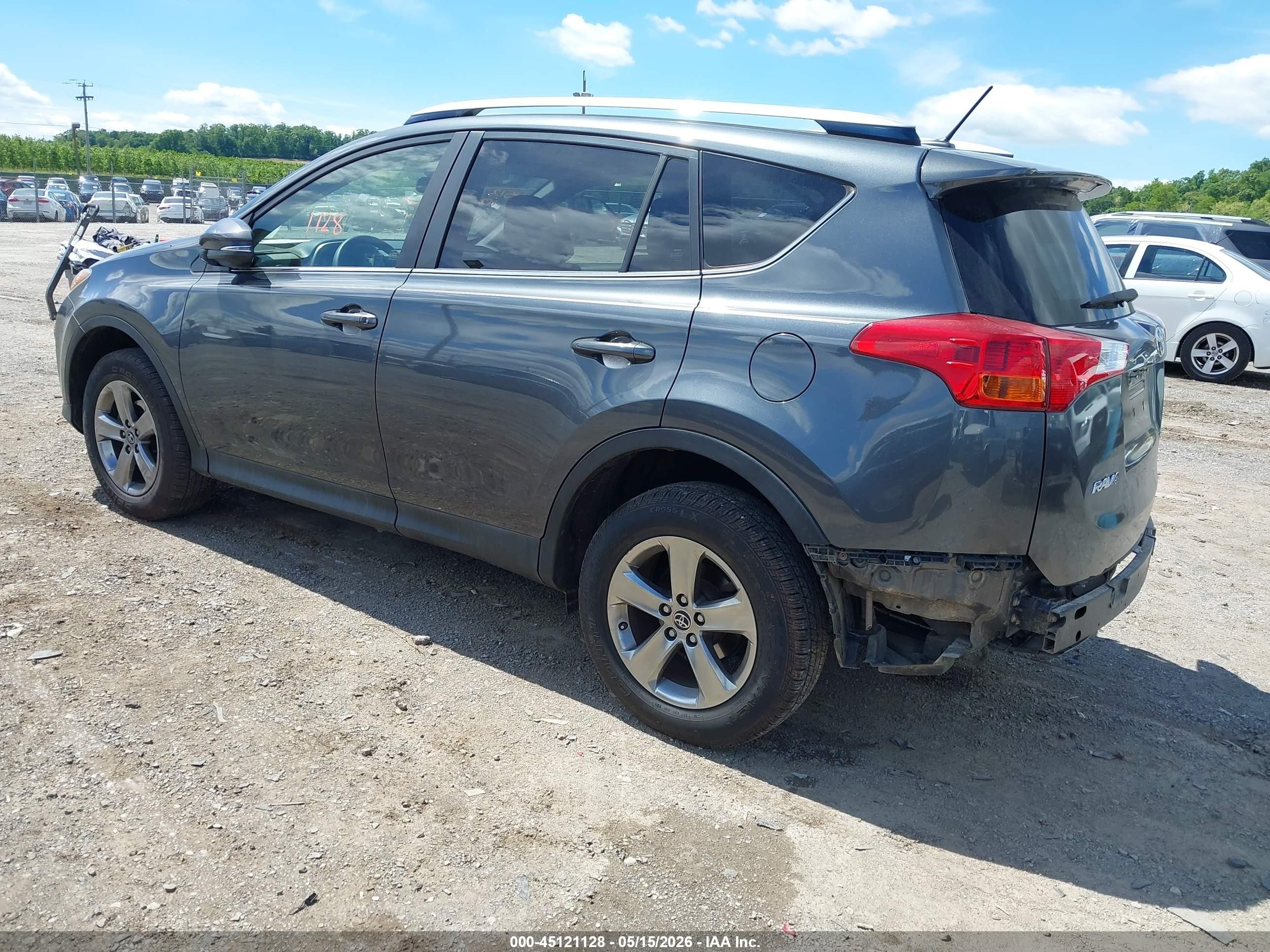 2015 Toyota Rav4 Xle Gray vin: JTMRFREV6FD158570