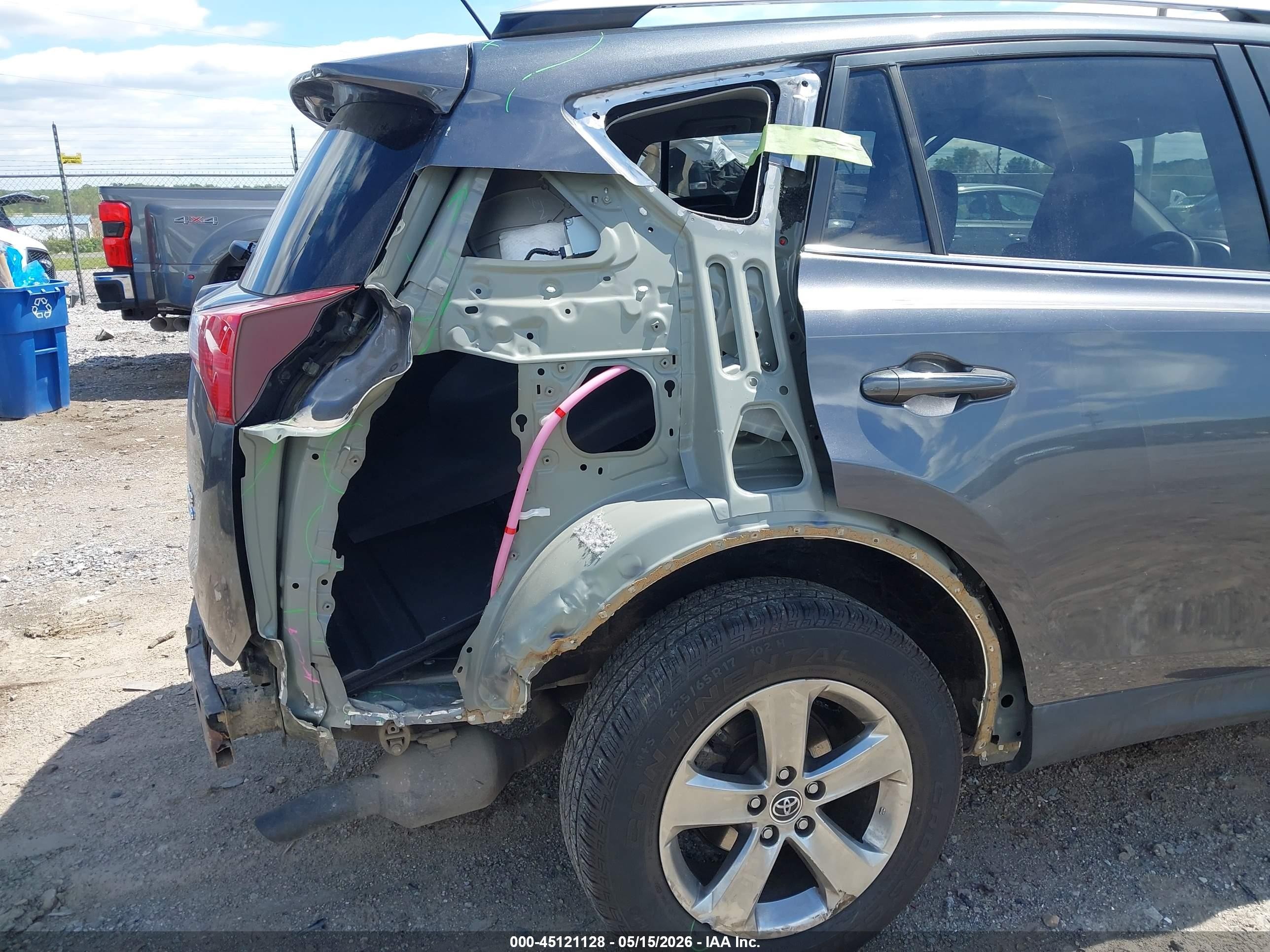 2015 Toyota Rav4 Xle Gray vin: JTMRFREV6FD158570