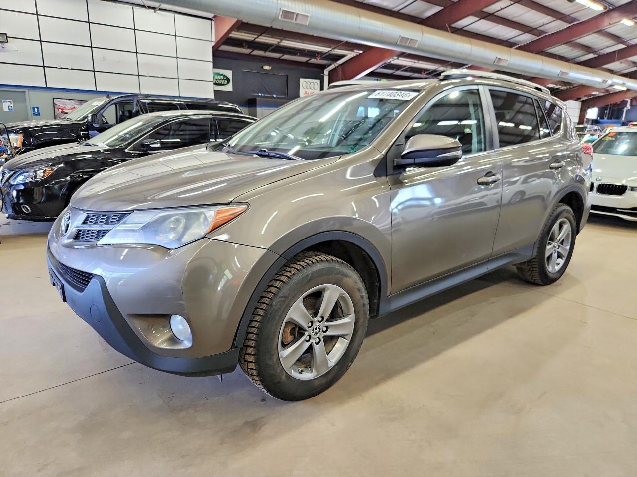 2015 Toyota Rav4 Xle Gray vin: JTMRFREV6FD163459