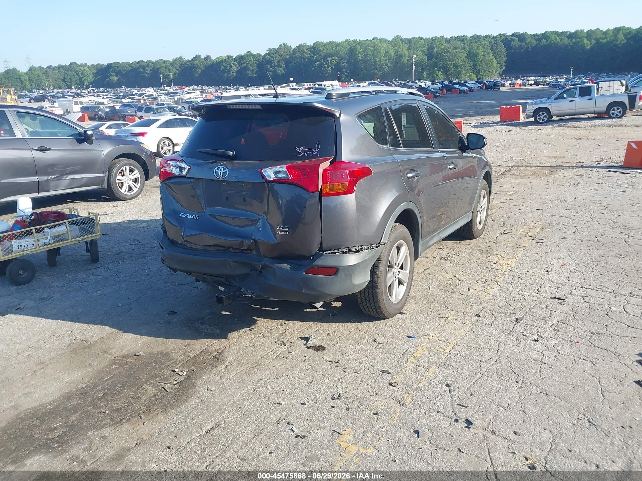 2015 Toyota Rav4 Xle Серый vin: JTMRFREV6FJ021730