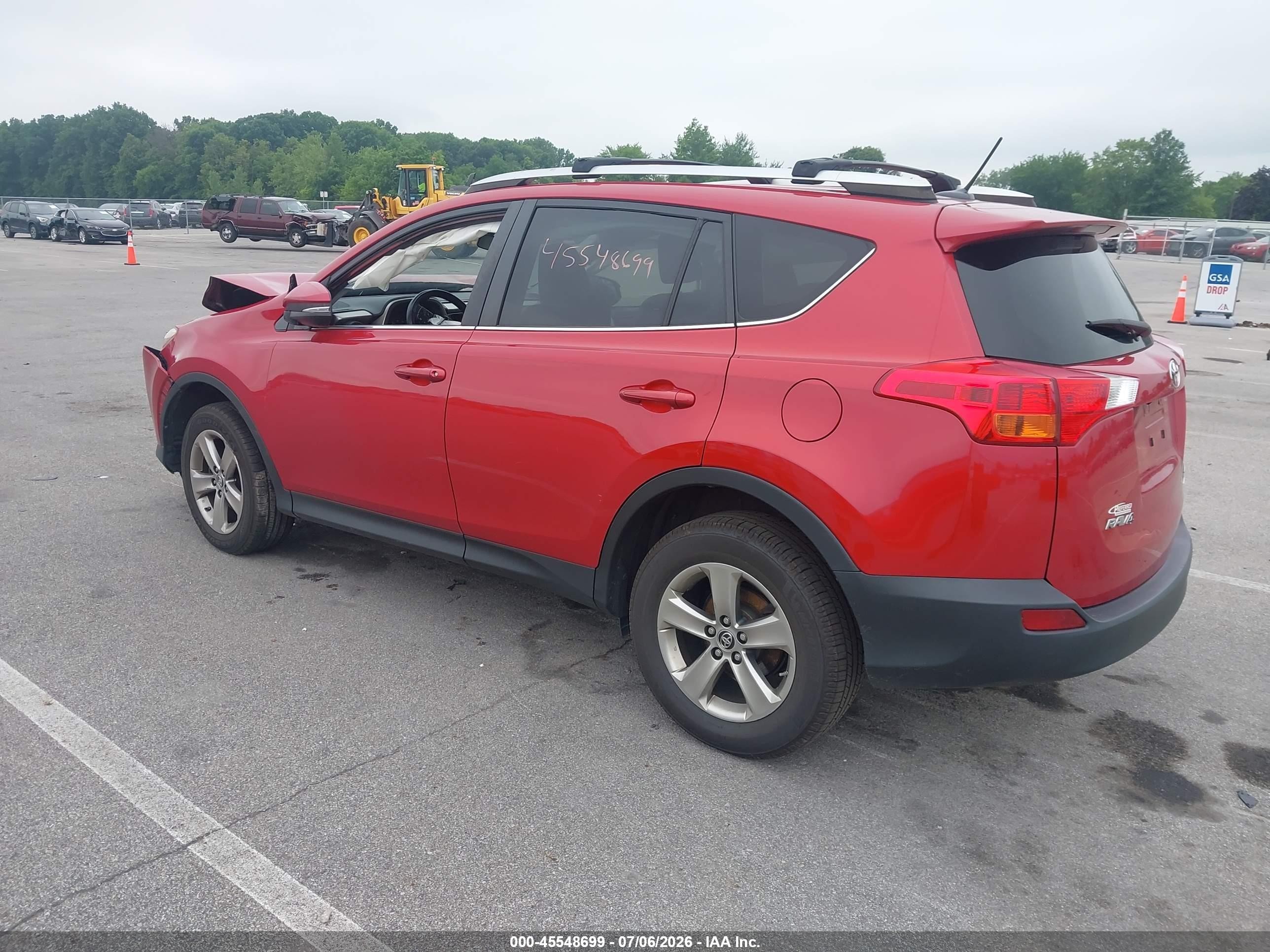 2015 Toyota Rav4 Xle Red vin: JTMRFREV6FJ048796