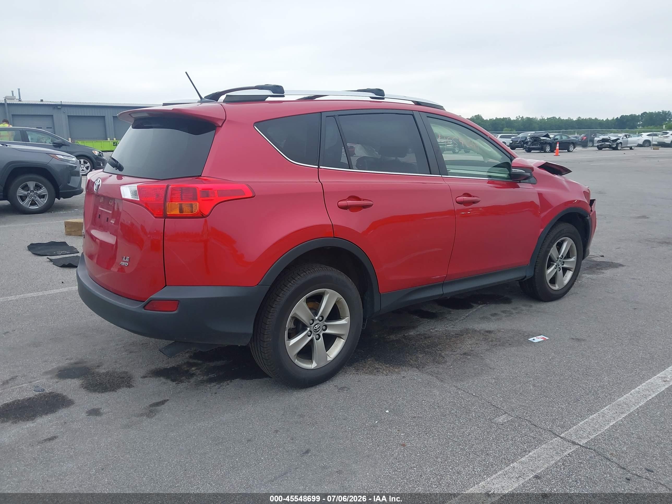 2015 Toyota Rav4 Xle Red vin: JTMRFREV6FJ048796