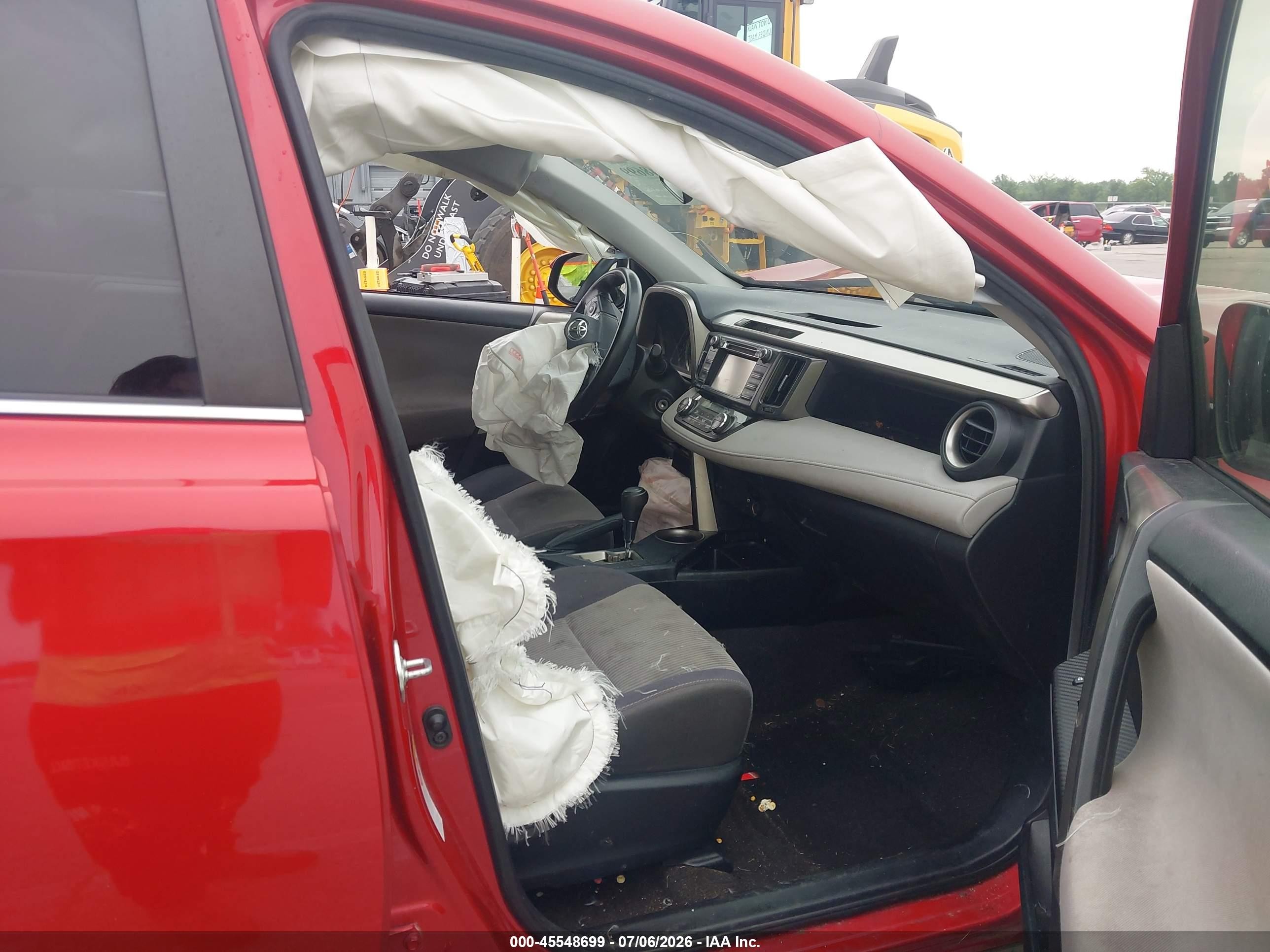 2015 Toyota Rav4 Xle Red vin: JTMRFREV6FJ048796