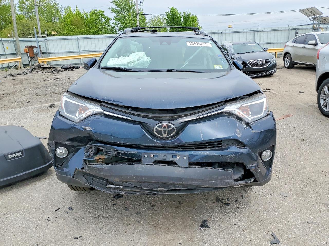 2017 Toyota Rav4 Xle Синий vin: JTMRFREV6HJ113956
