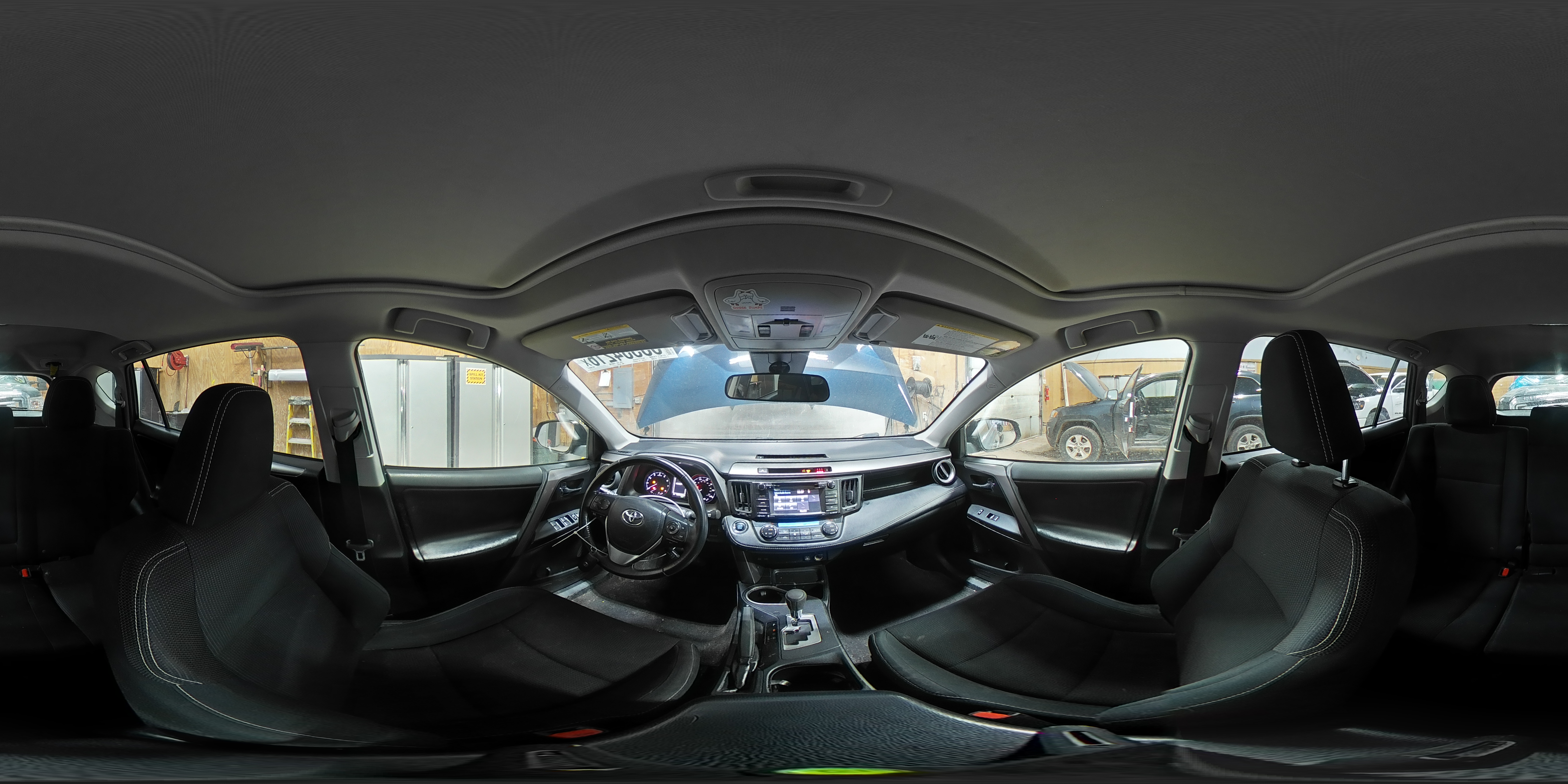 2018 Toyota Rav4 Xle Синий vin: JTMRFREV6JD243191