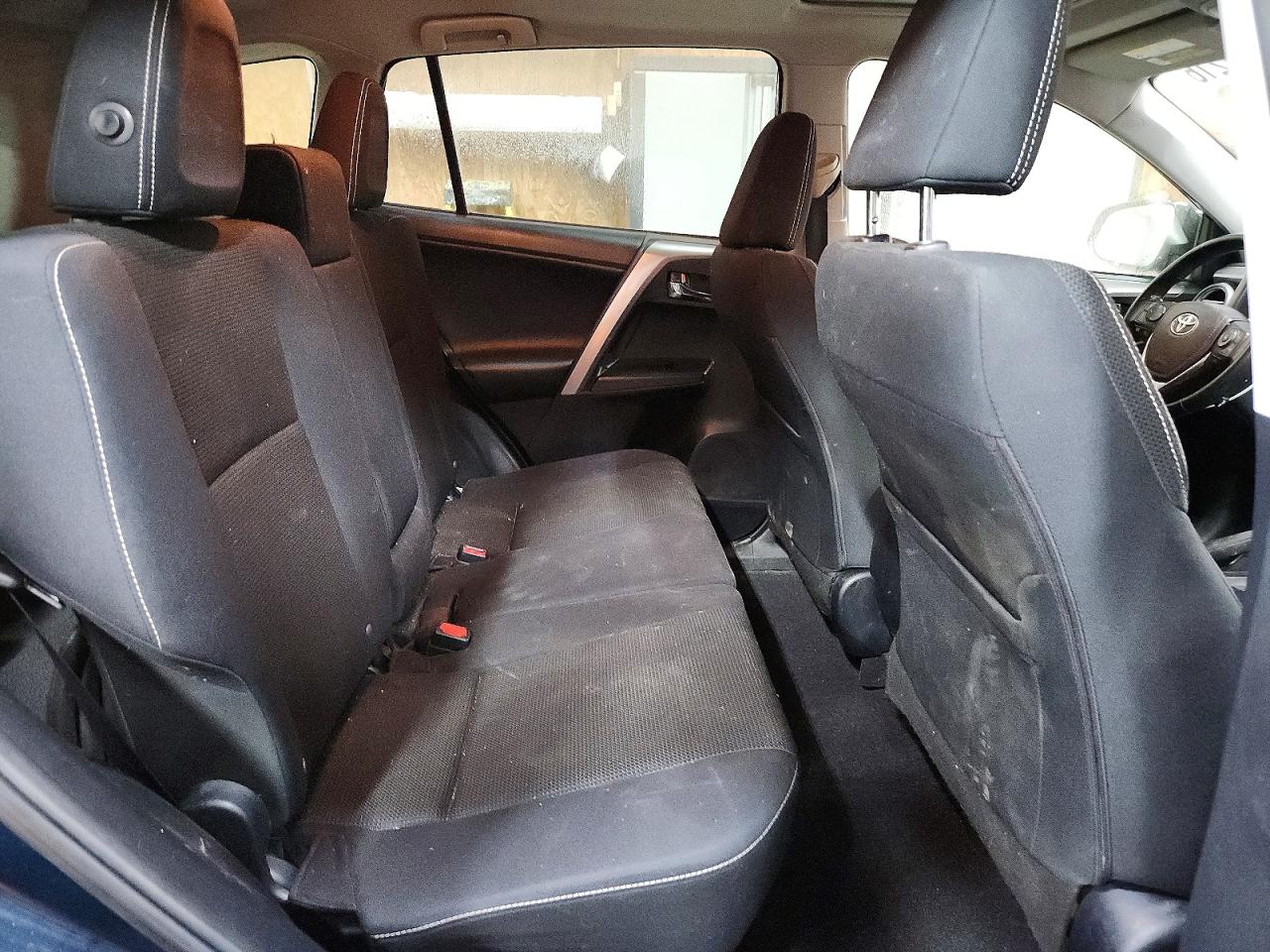 2018 Toyota Rav4 Xle Синий vin: JTMRFREV6JD243191