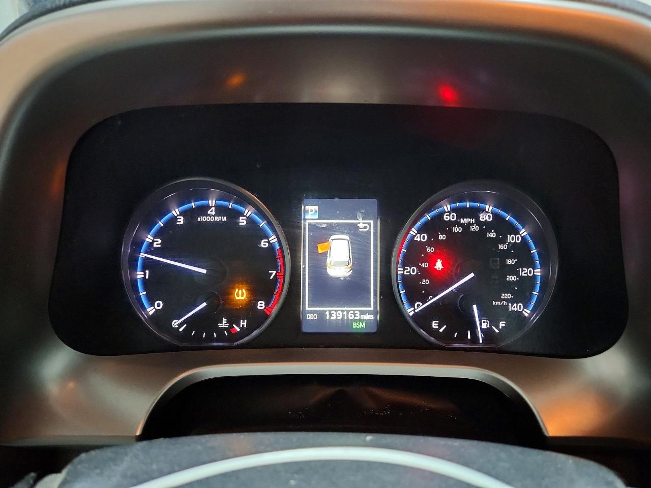 2018 Toyota Rav4 Xle Синий vin: JTMRFREV6JD243191