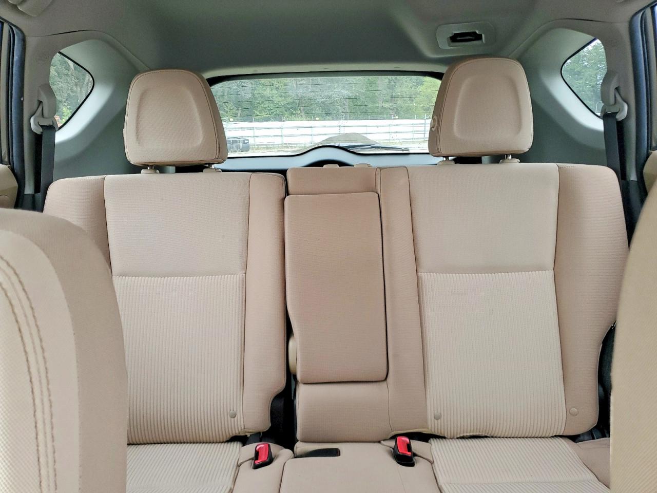 2013 Toyota Rav4 Xle Beige vin: JTMRFREV7D5005848