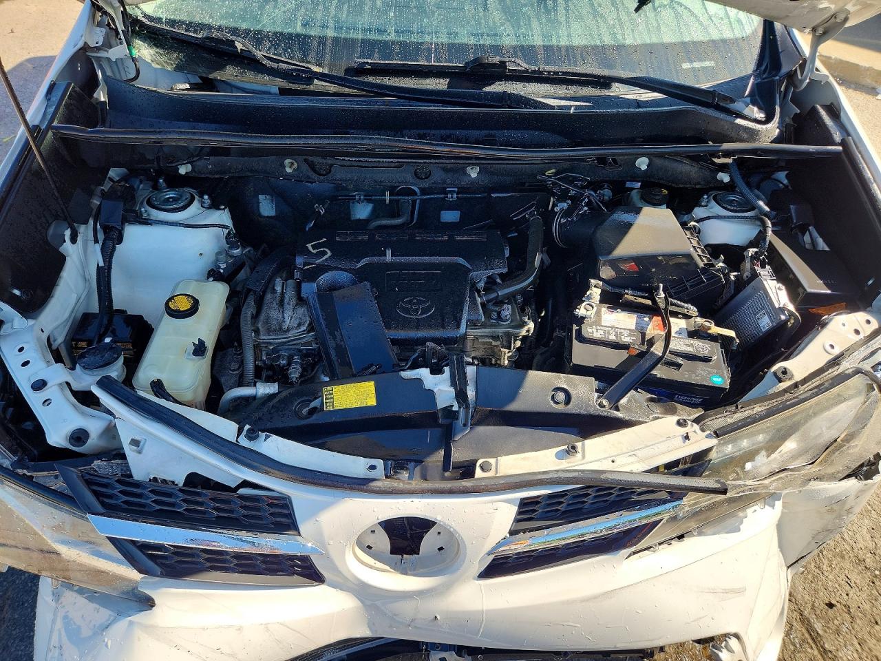 2013 Toyota Rav4 Xle White vin: JTMRFREV7DD017648