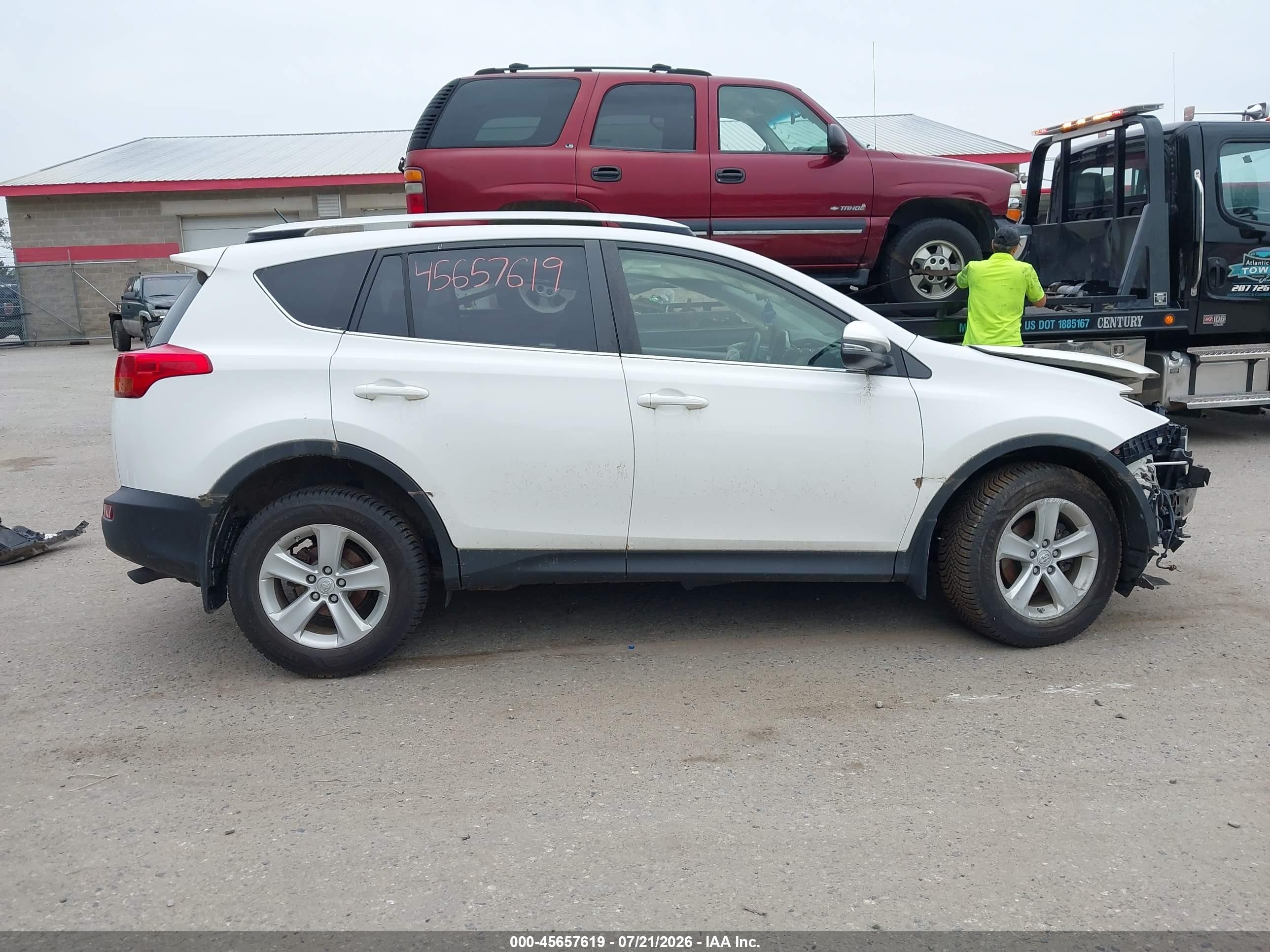 2013 Toyota Rav4 Xle White vin: JTMRFREV7DD044347