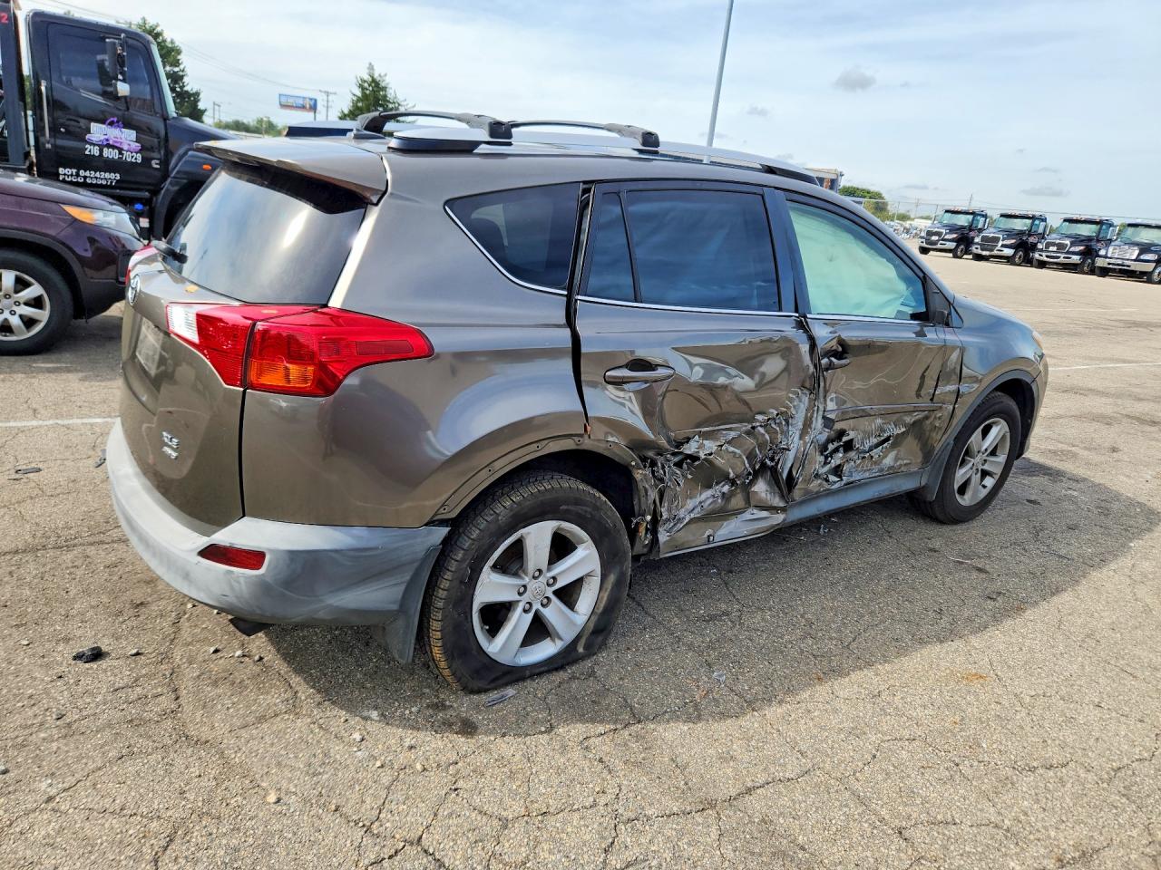 2014 Toyota Rav4 Xle Brown vin: JTMRFREV7ED086695