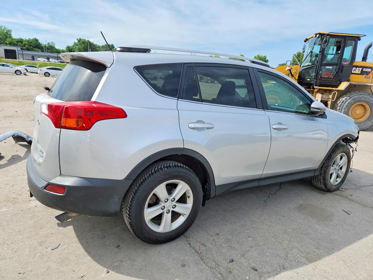 2014 Toyota Rav4 Xle Silver vin: JTMRFREV7ED089029