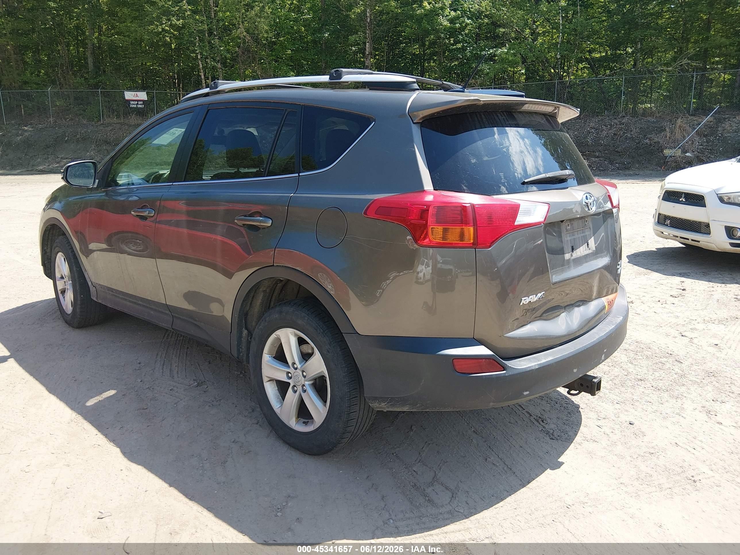 2014 Toyota Rav4 Xle Brown vin: JTMRFREV7ED090908